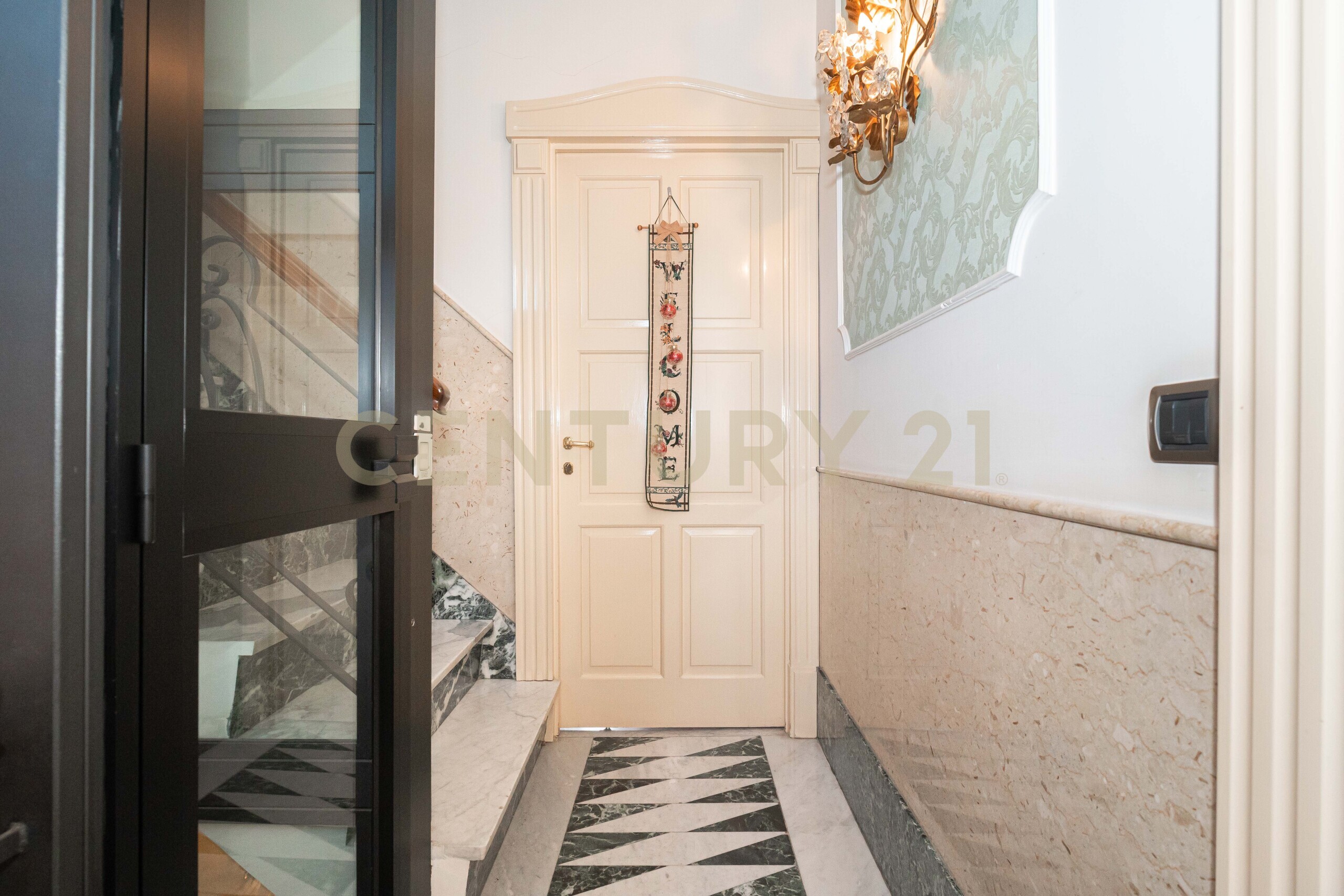 Casa indipendente con terrazzo in via giuseppe mazzini 88, Piazza Armerina