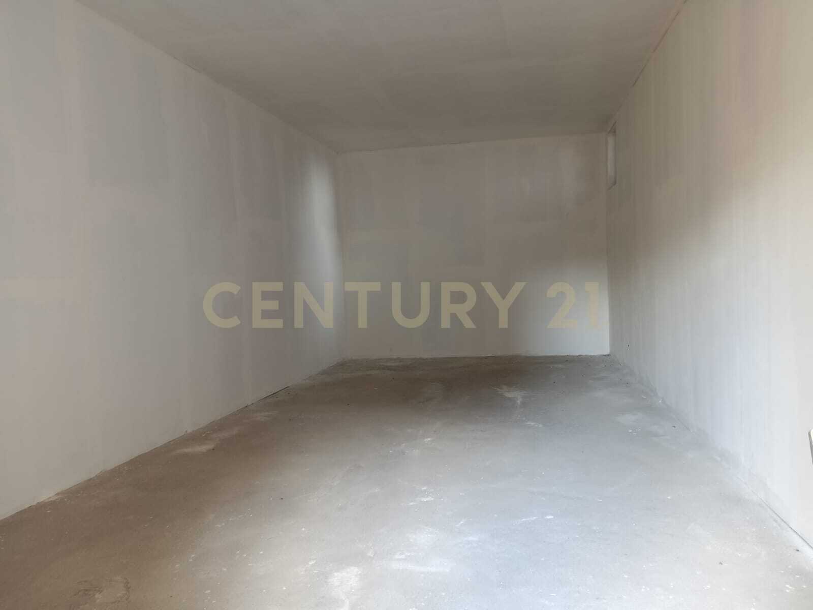 Box/Garage 44mq con giardino in via domenico morelli 13, Catania