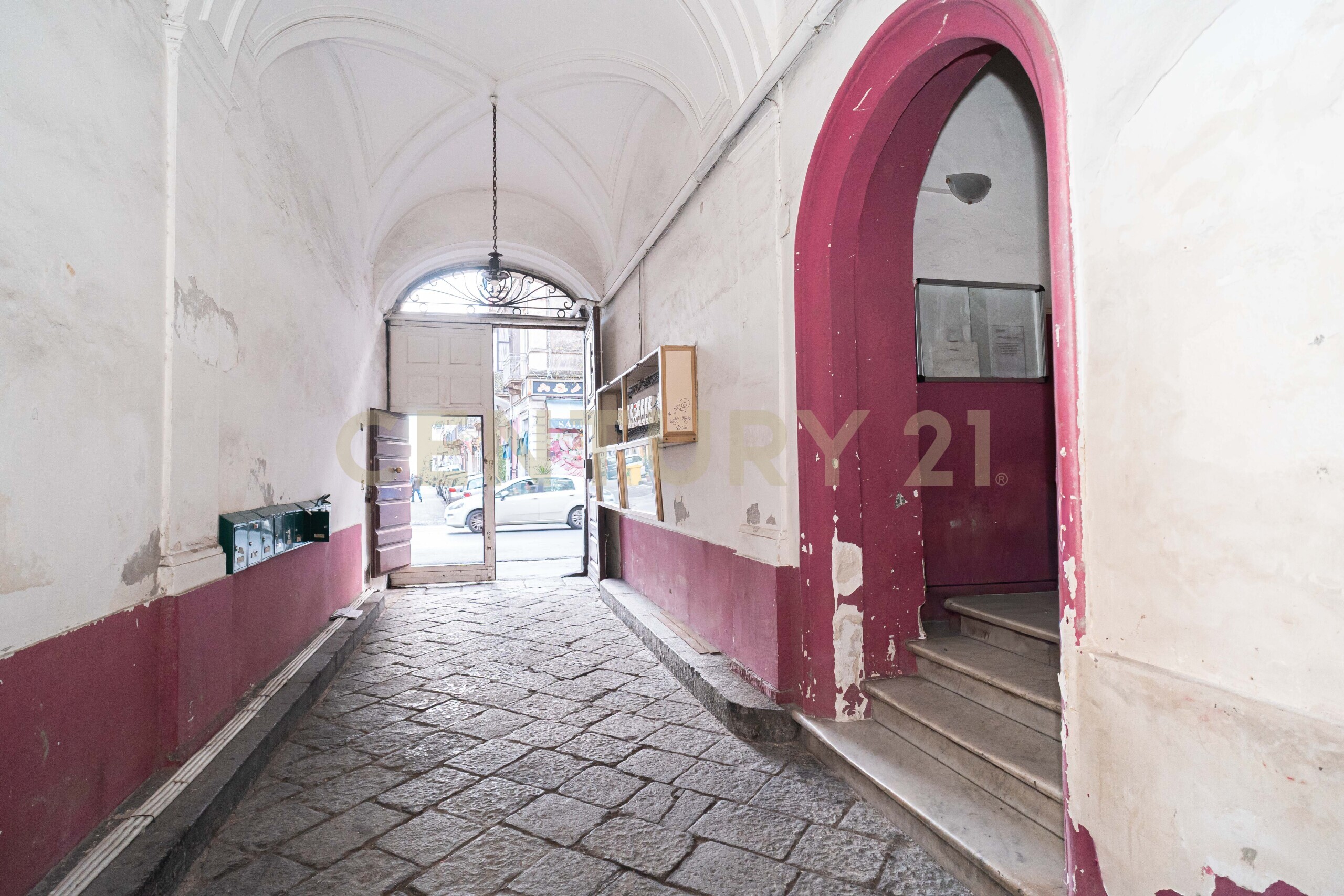 Appartamento con terrazzo in via plebiscito 186, Catania