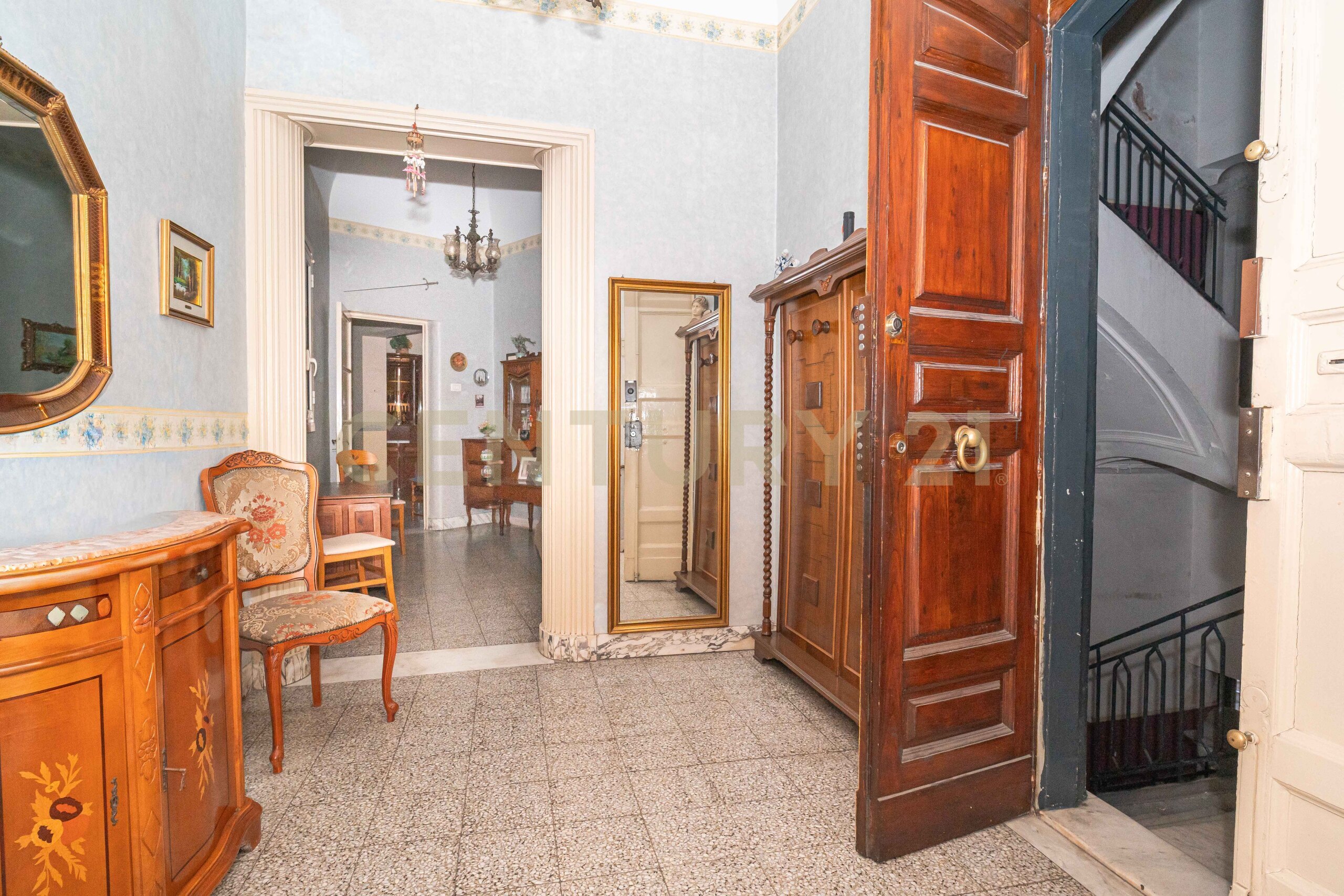 Appartamento con terrazzo in via plebiscito 186, Catania