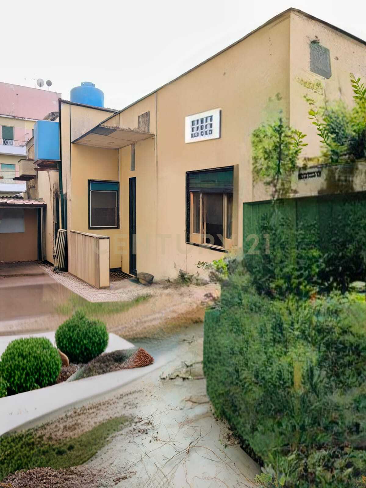 Casa indipendente con terrazzo in via raffaele paolucci 21, Palermo