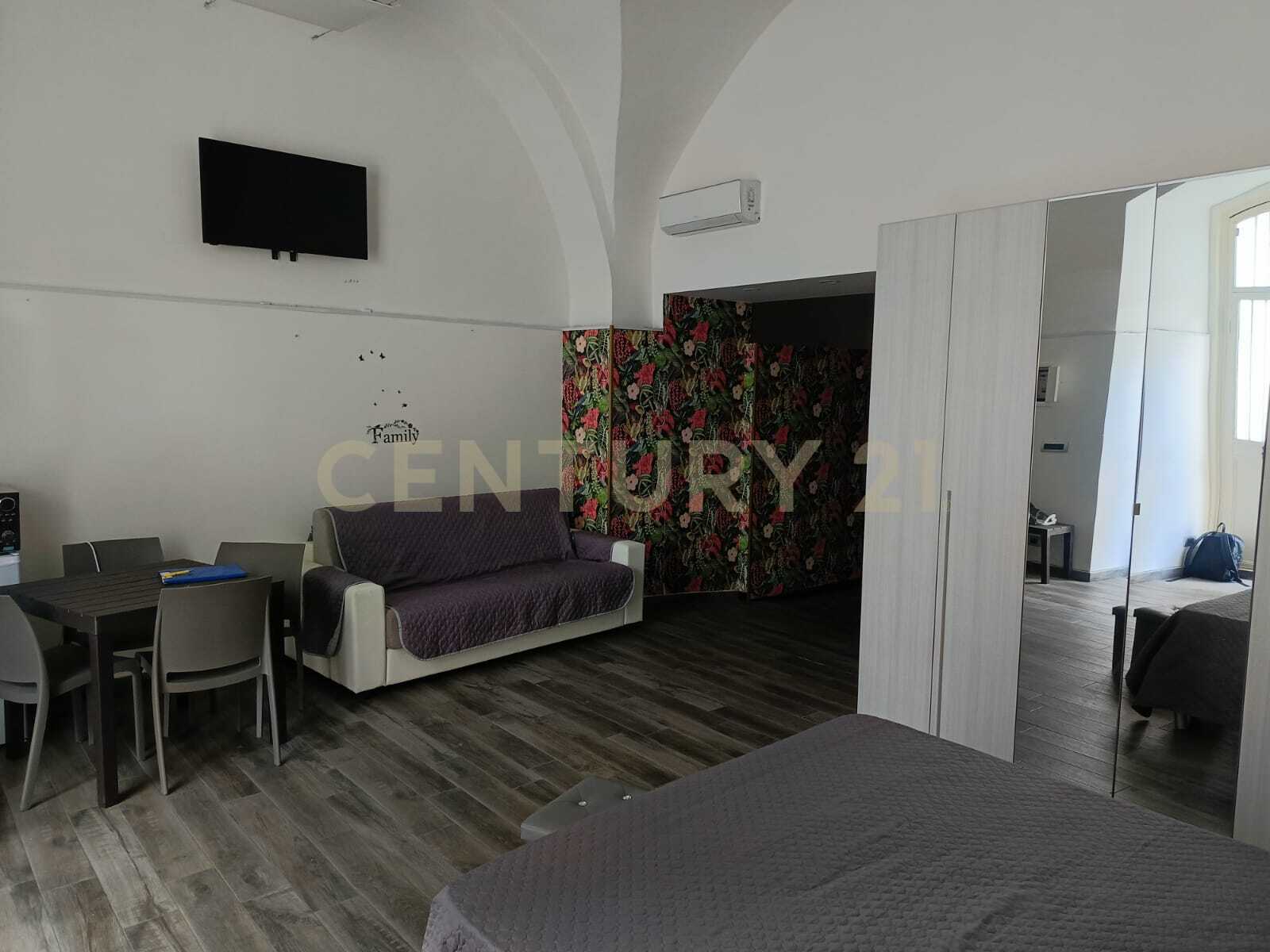 Casa indipendente in vendita in piazza federico di svevia, Catania