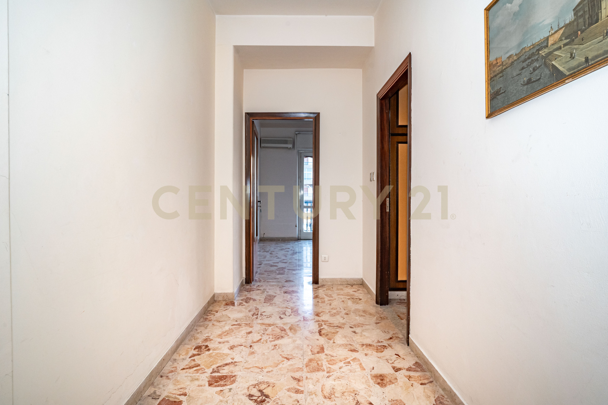 Quadrilocale con terrazzi in via imperia 3, Catania