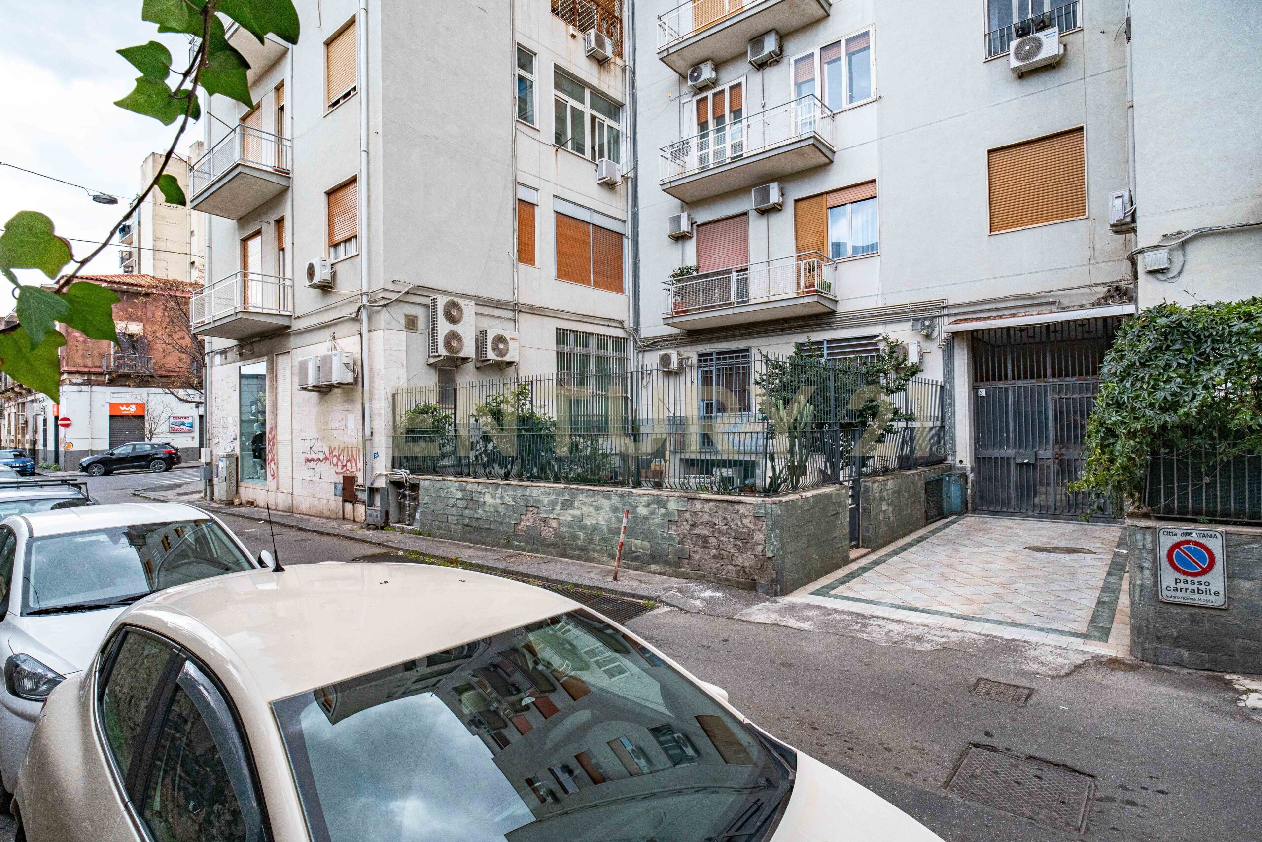 Appartamento in vendita in via ras� 3, Catania