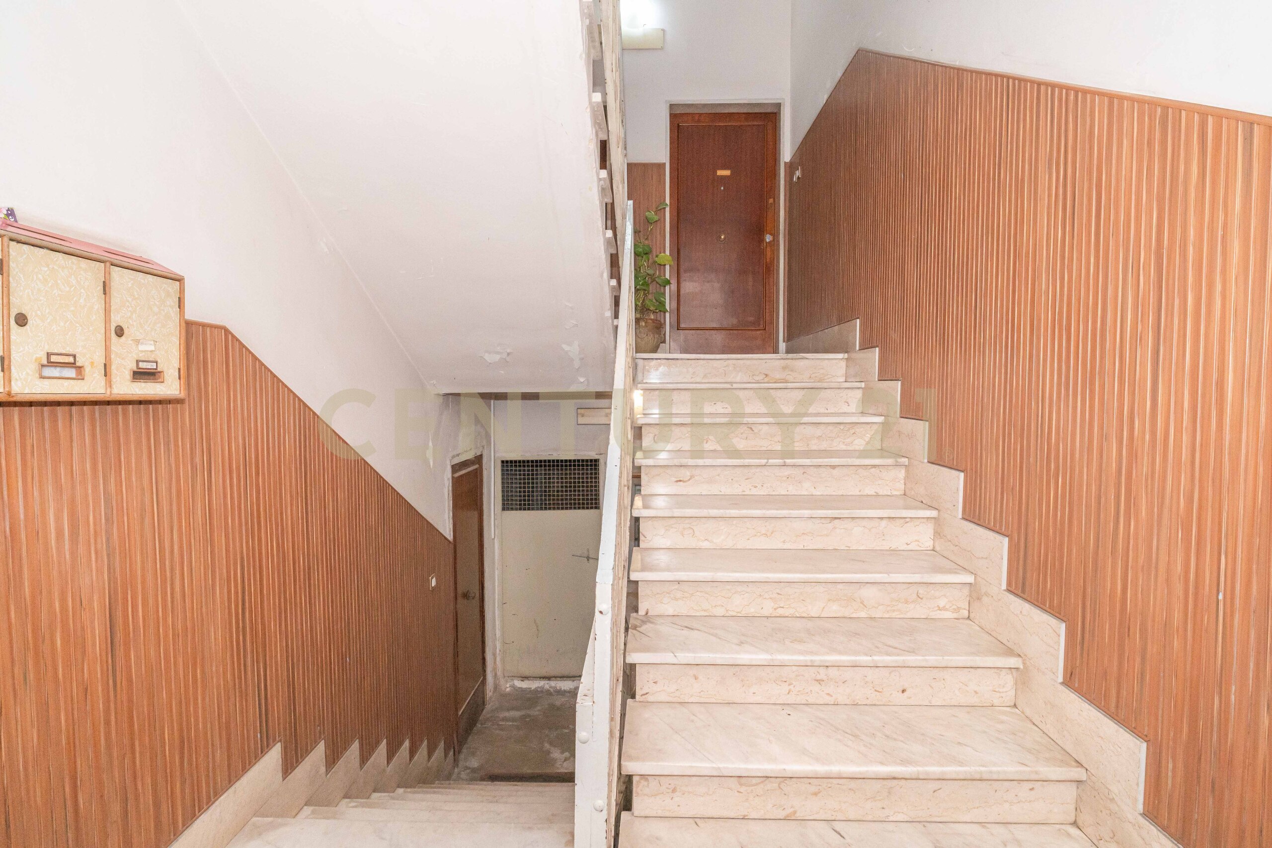 Appartamento da ristrutturare in via francesco crispi 2, Caltagirone