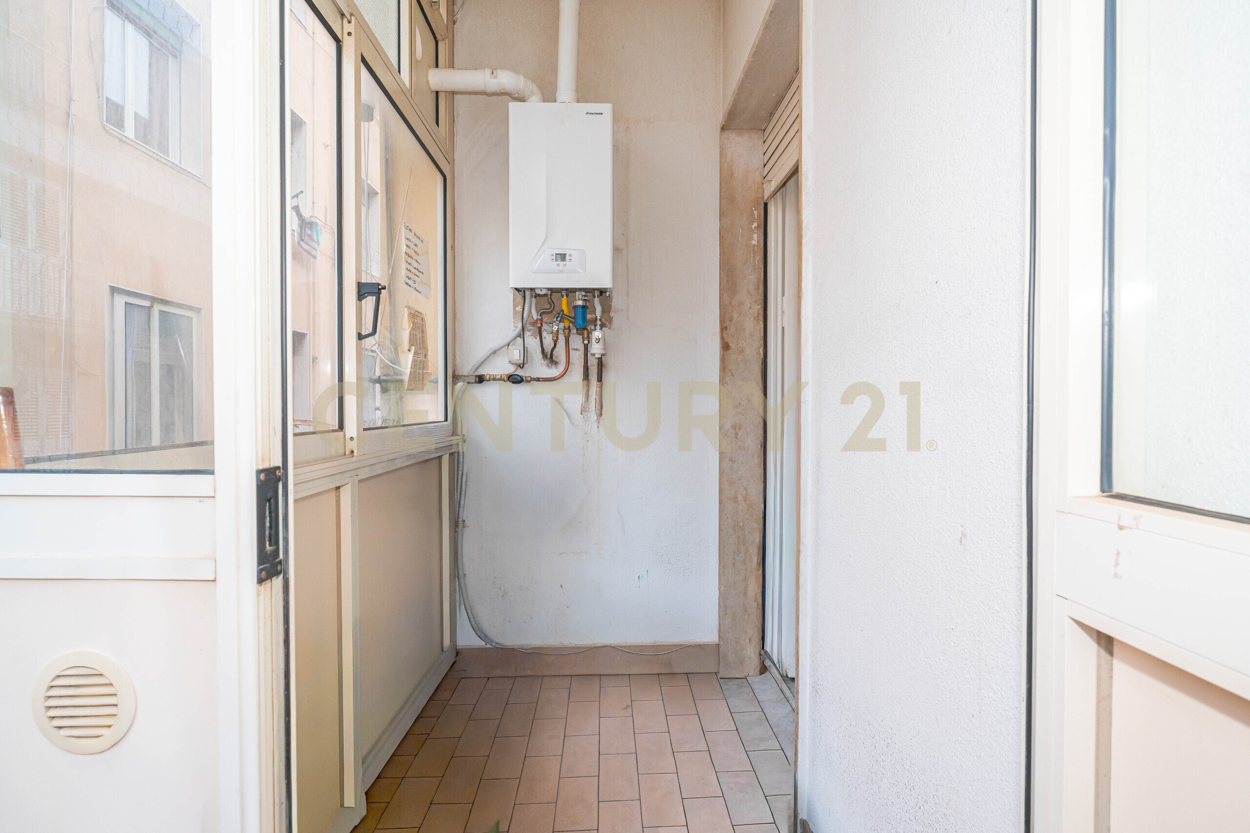 Appartamento da ristrutturare in via francesco crispi 2, Caltagirone