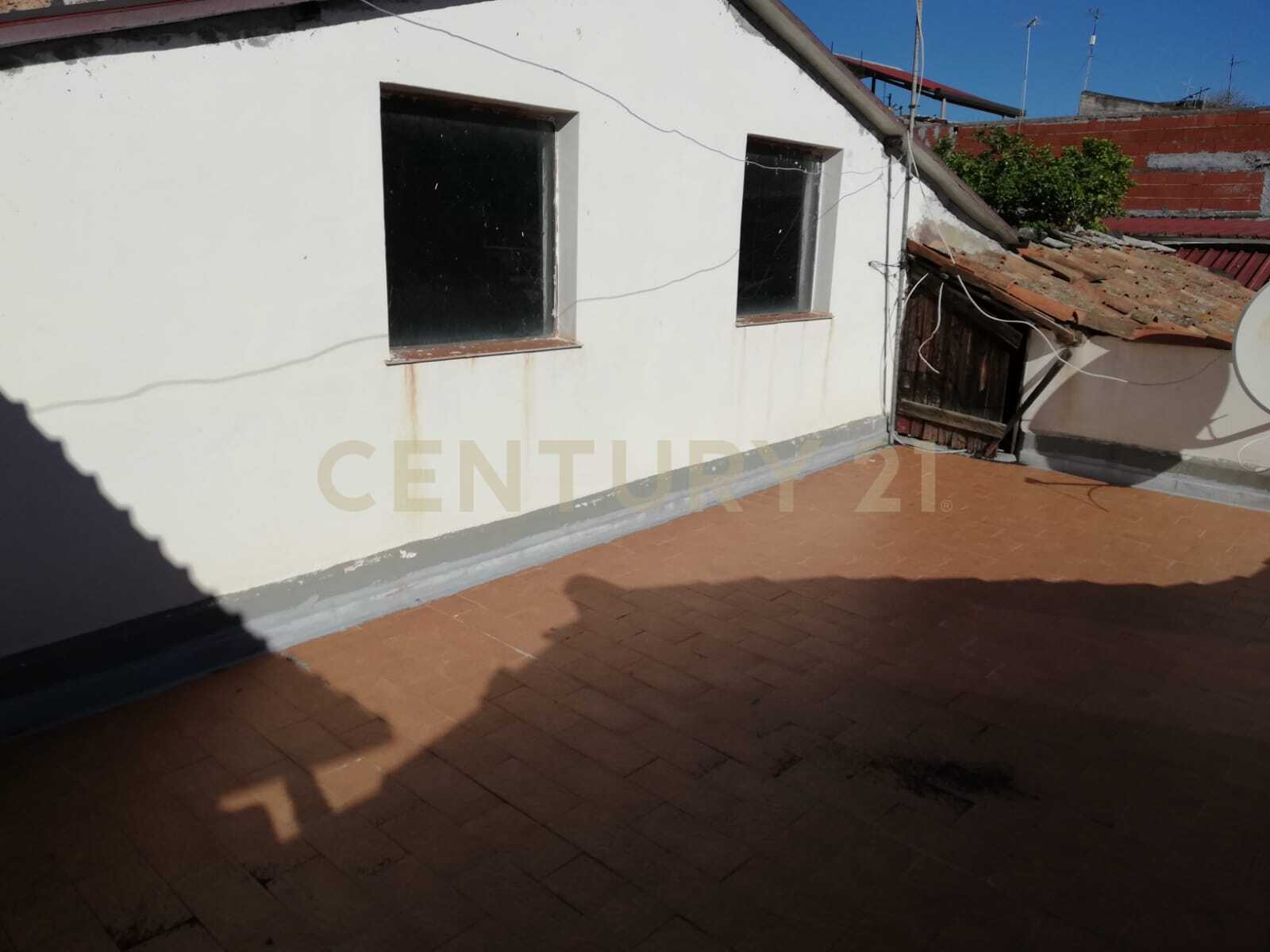 Bilocale con terrazzo in via antonio cagnoni 40, Catania