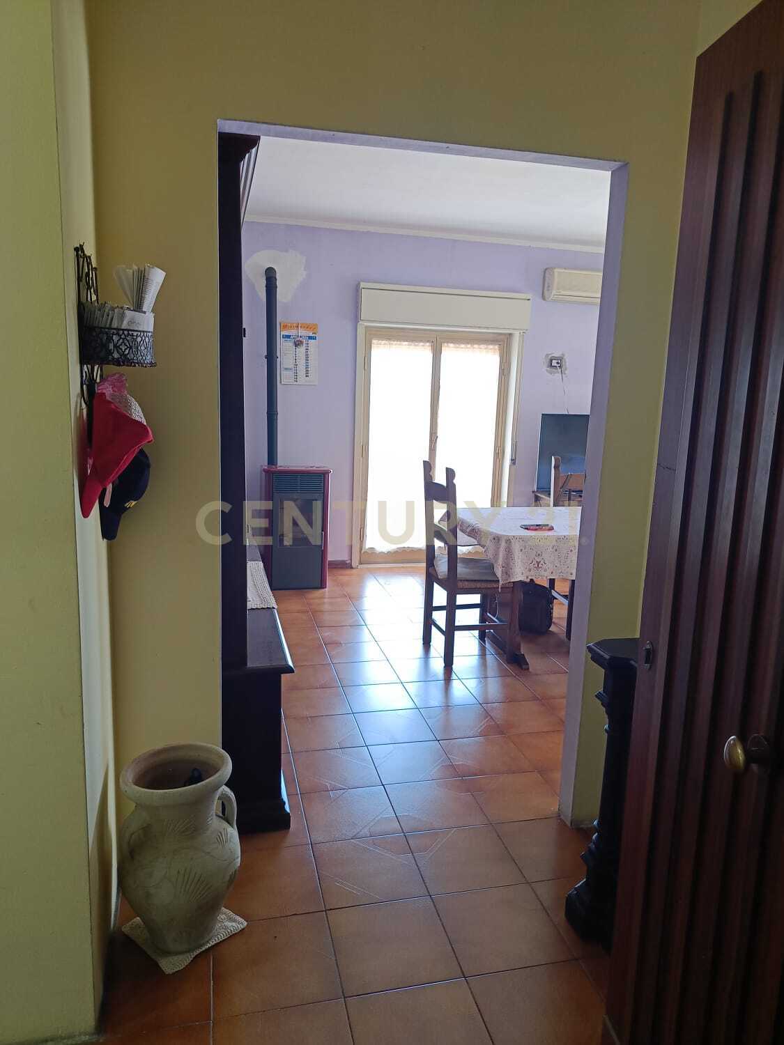 Appartamento con terrazzo in sp170 120, Mascali