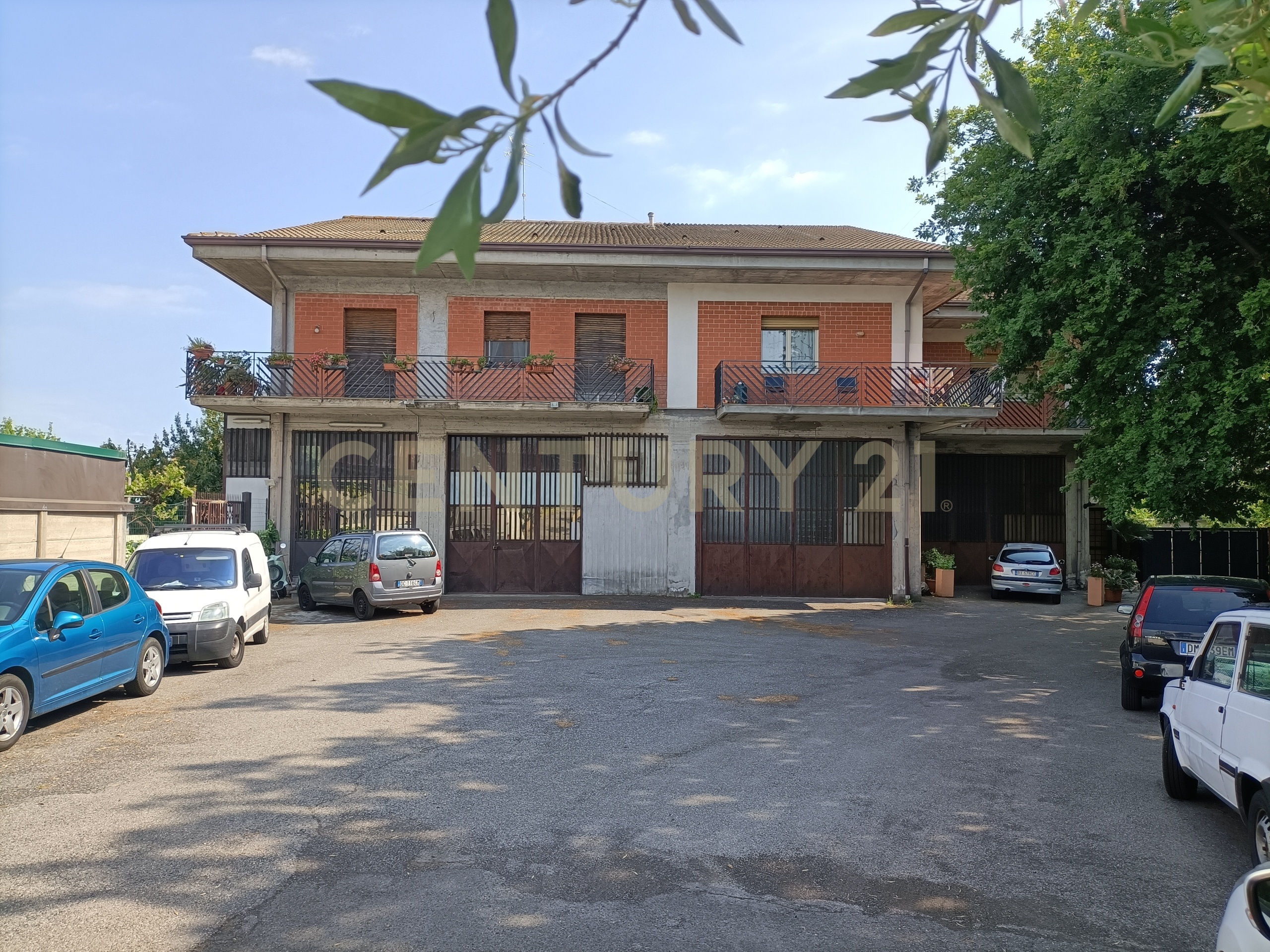 Trilocale ristrutturato in via per aci bonaccorsi 12, Viagrande