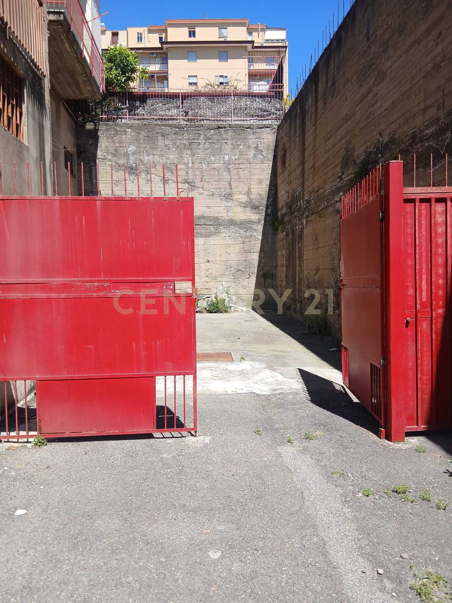 Magazzino in vendita in corso indipendenza 260, Catania