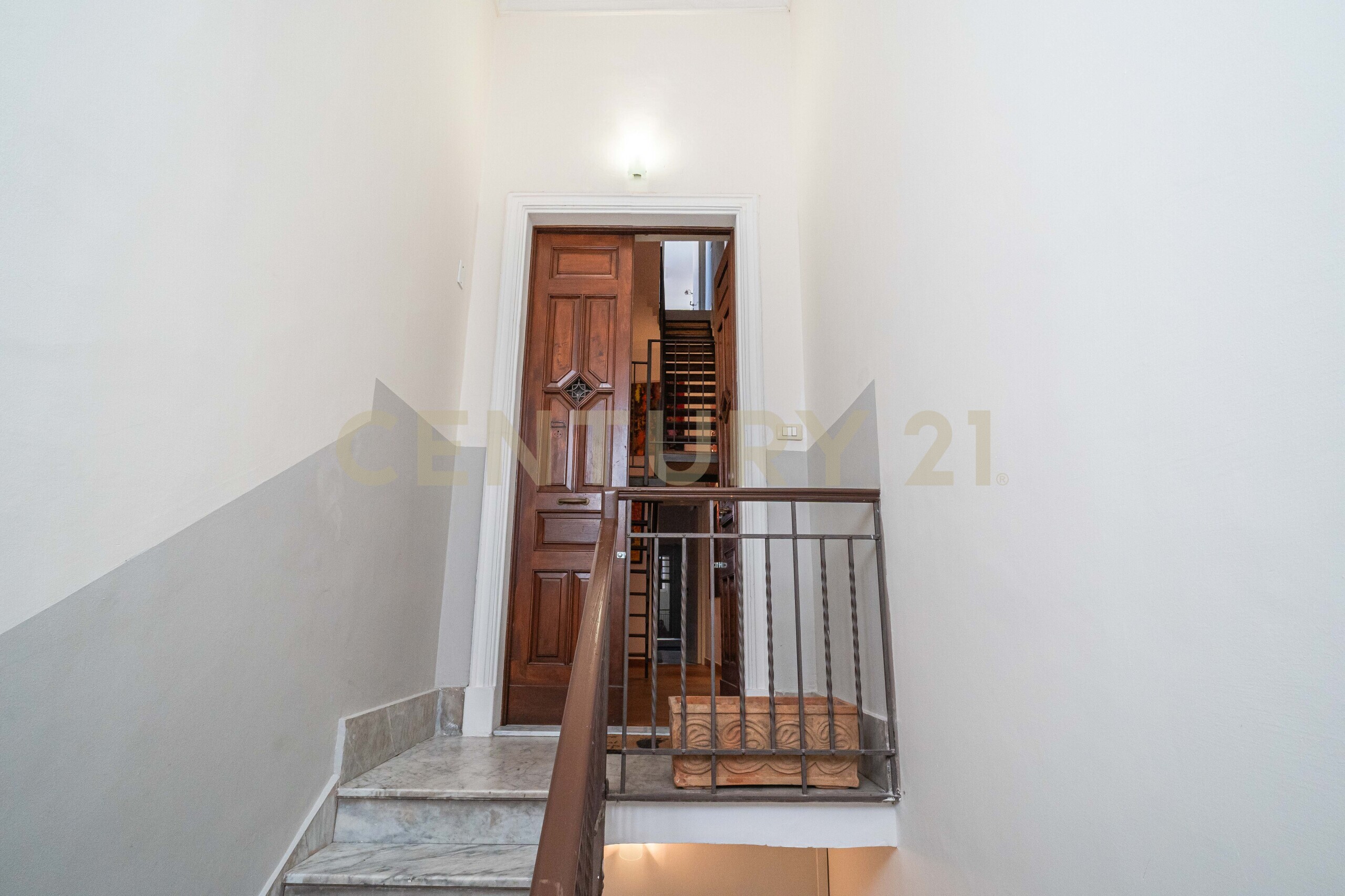 Casa indipendente con terrazzo in via vecchia ognina 64, Catania