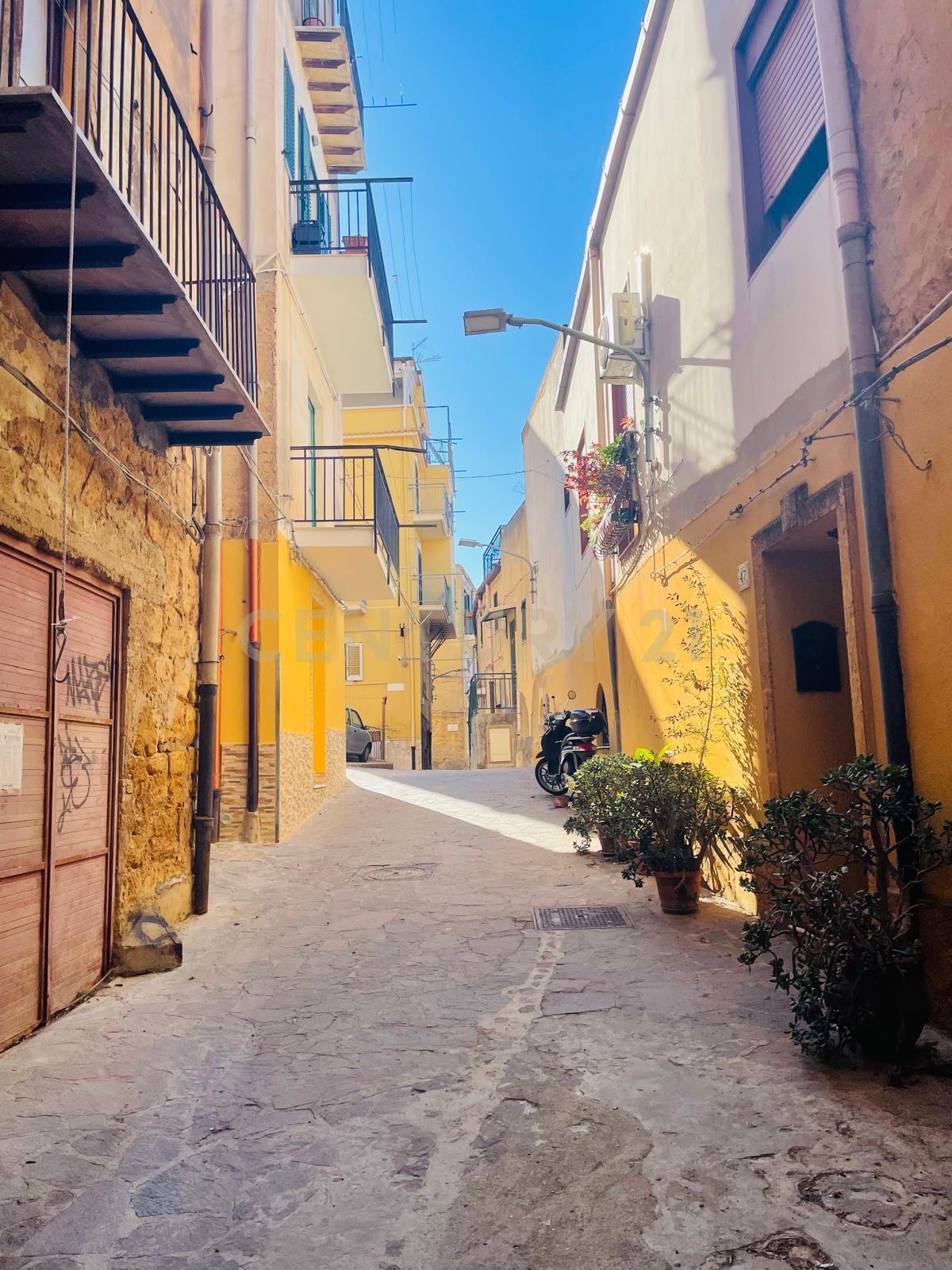 Casa indipendente in vendita in via botteghelle 58, Agrigento