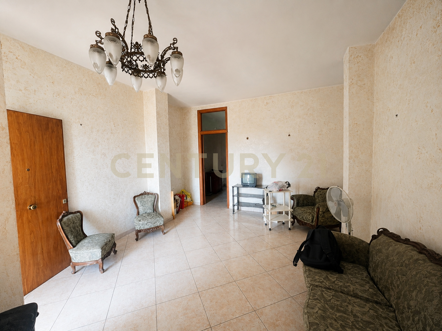 Trilocale con terrazzo in via cefal� 18, Misterbianco