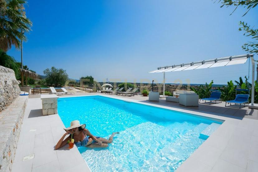 Casa indipendente con giardino in contrada pozzillo, Ragusa