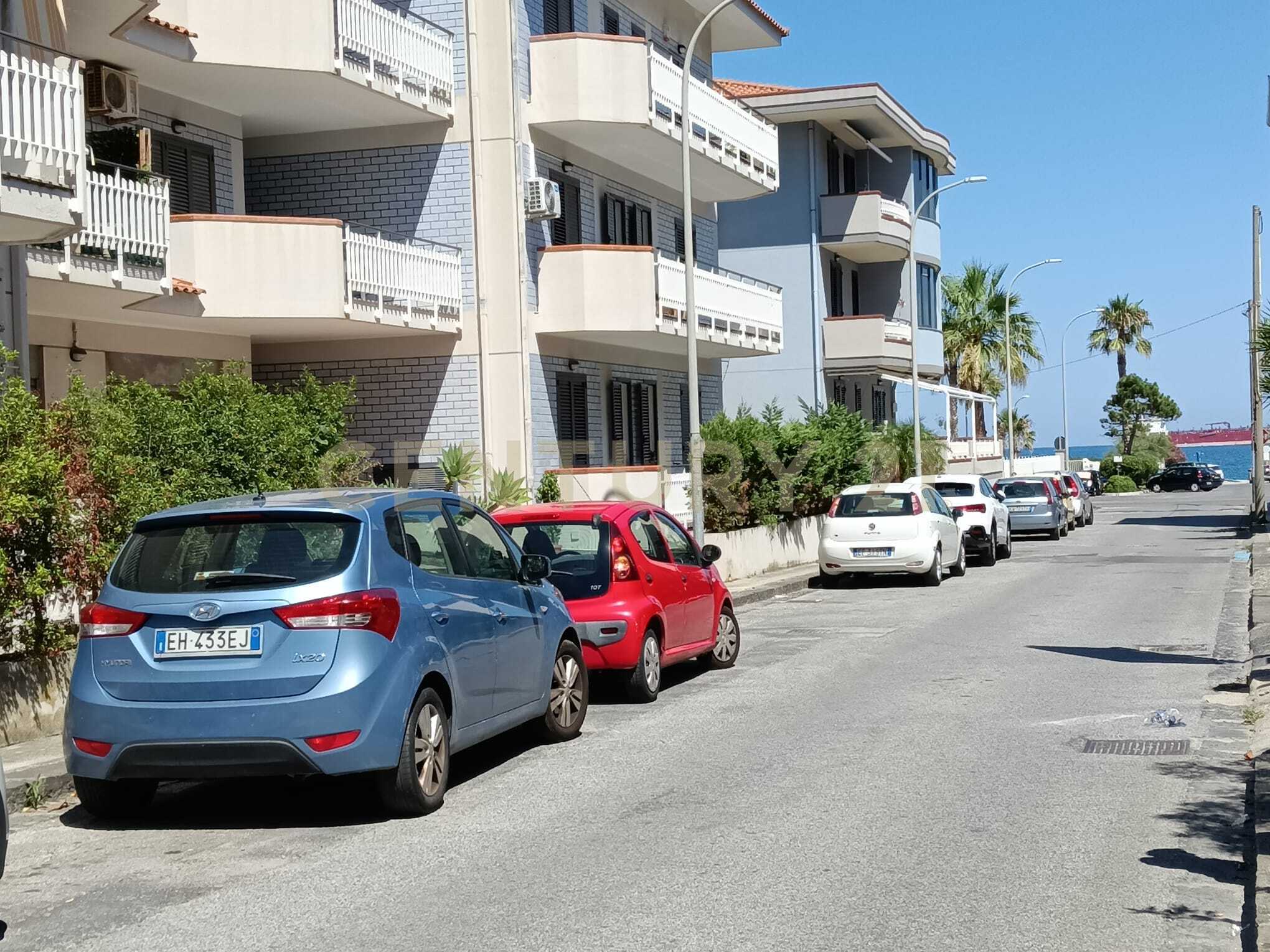 Trilocale con box in via prof. sfameni, Torregrotta