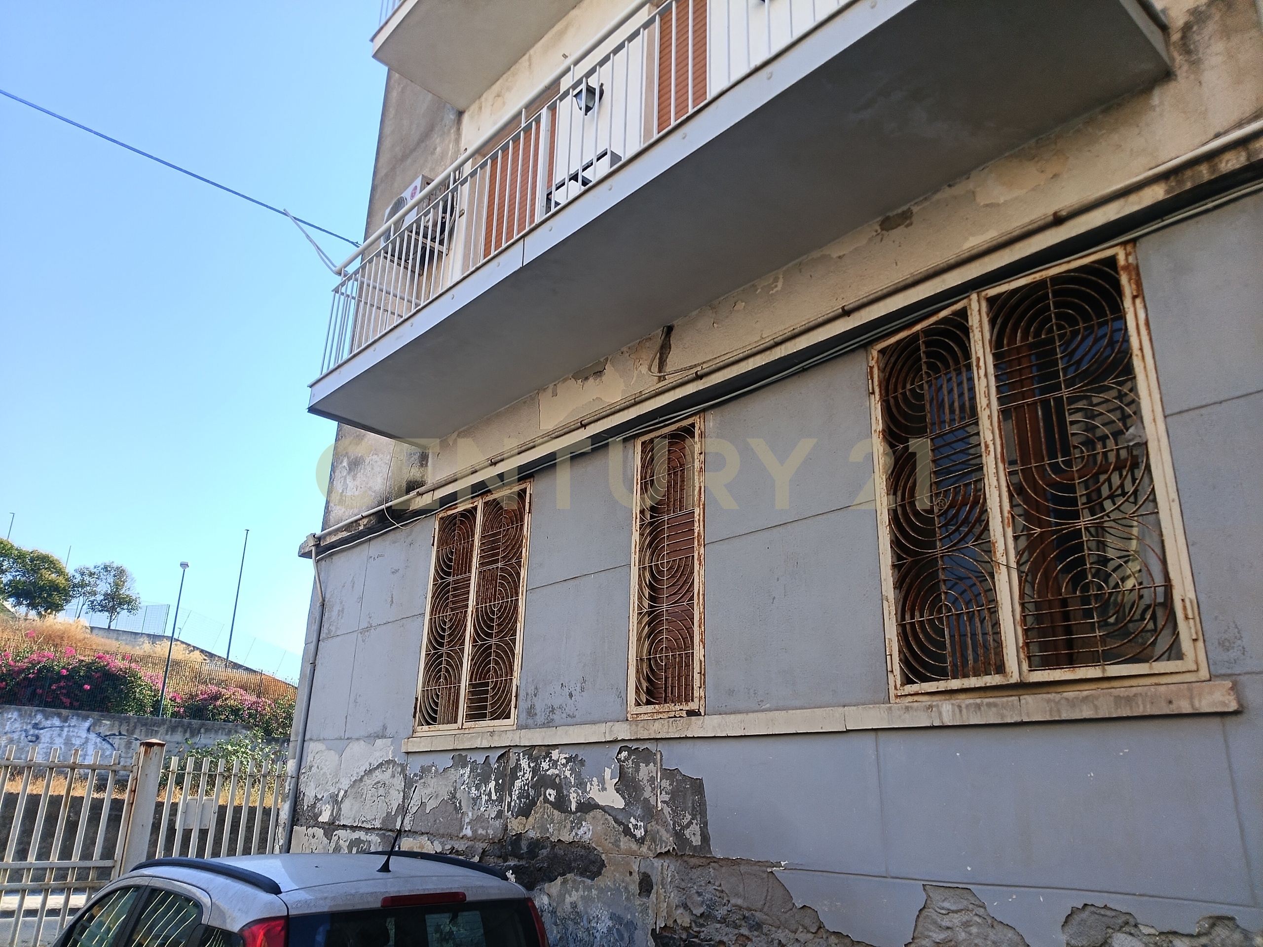 Quadrilocale da ristrutturare in via filippo eredia 49, Catania