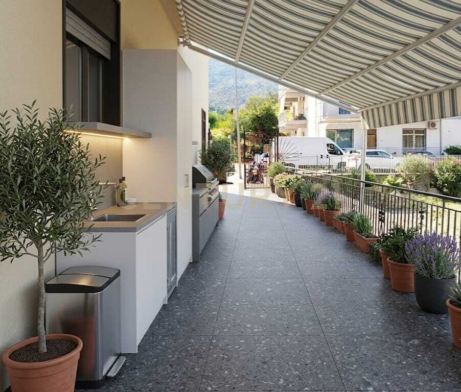 Quadrilocale con terrazzo in via nazionale 125, Torrenova