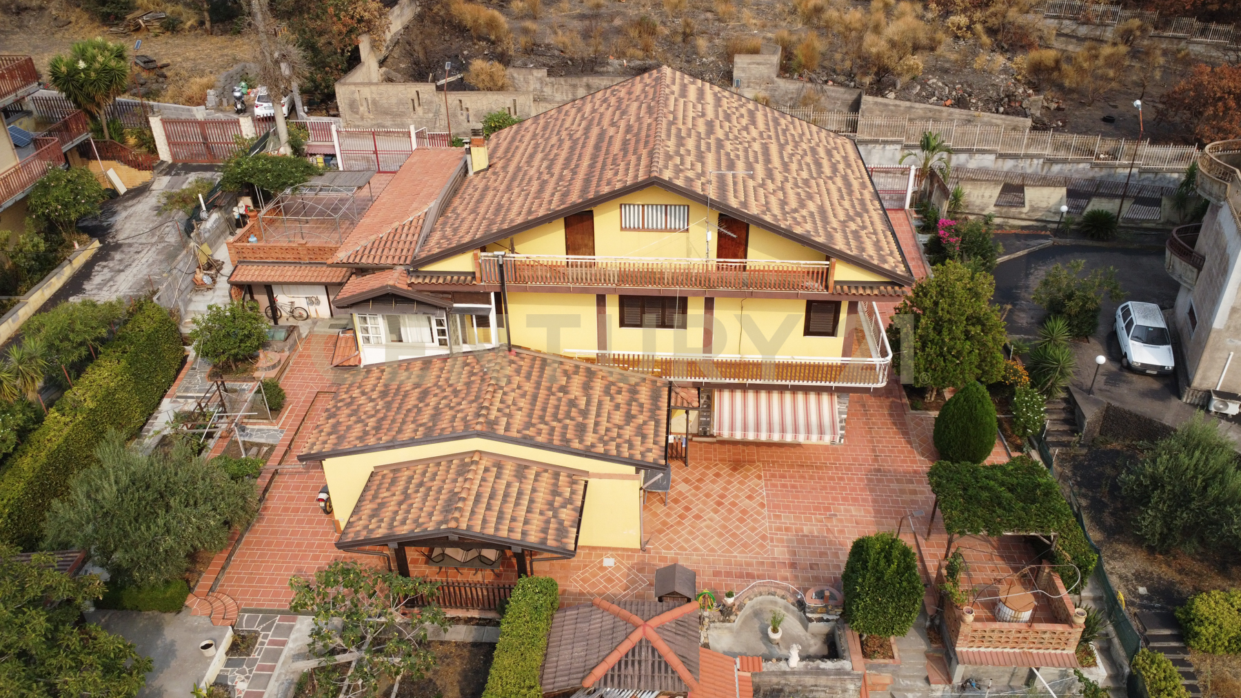 Casa indipendente con giardino in strada provinciale 4/11, Belpasso