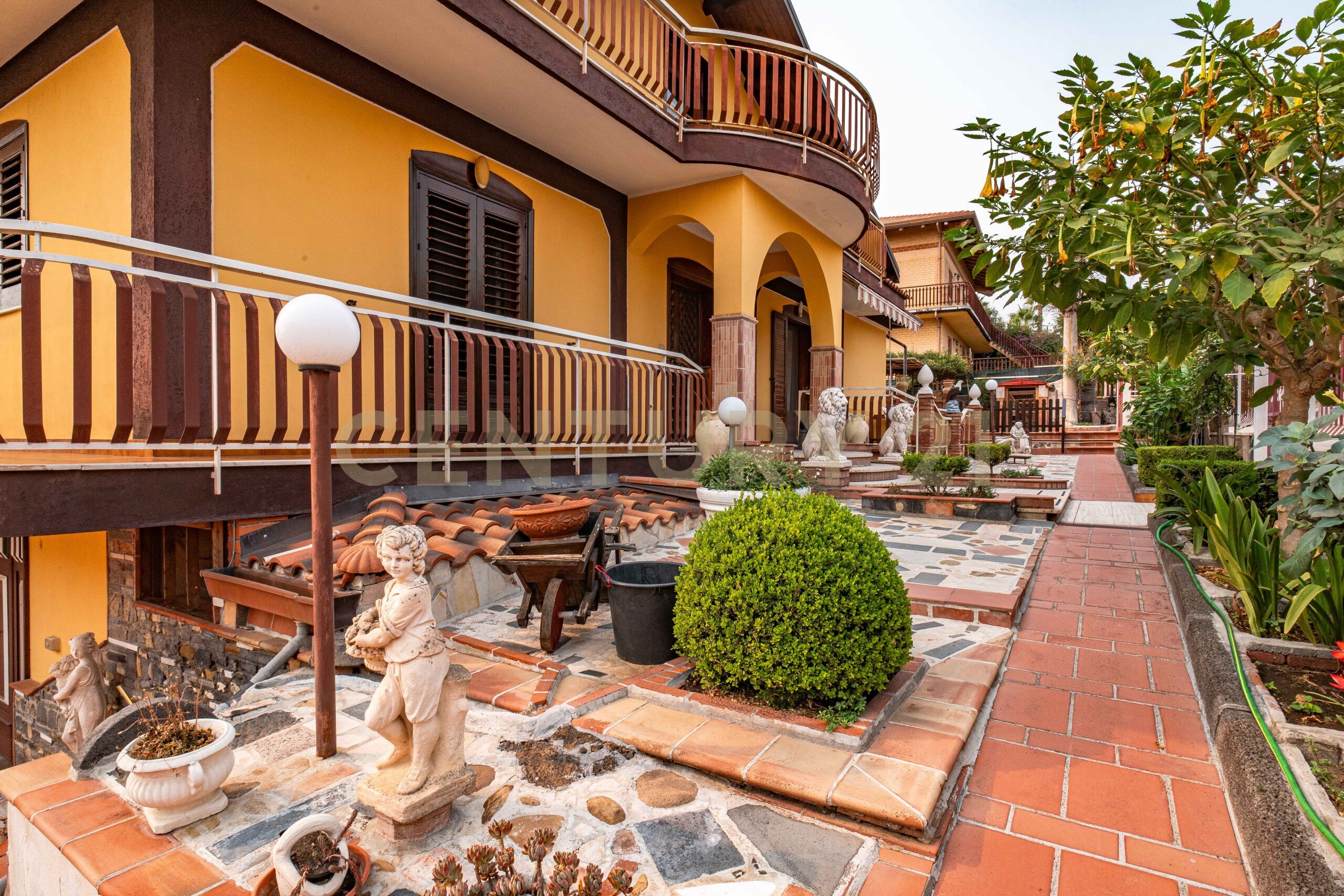 Casa indipendente con giardino in strada provinciale 4/11, Belpasso