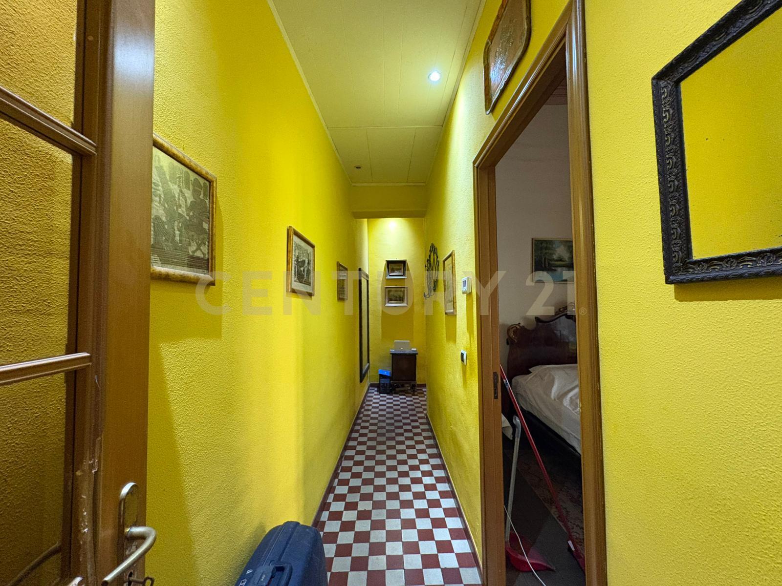 Appartamento con giardino in via matteo renato imbriani 185, Catania