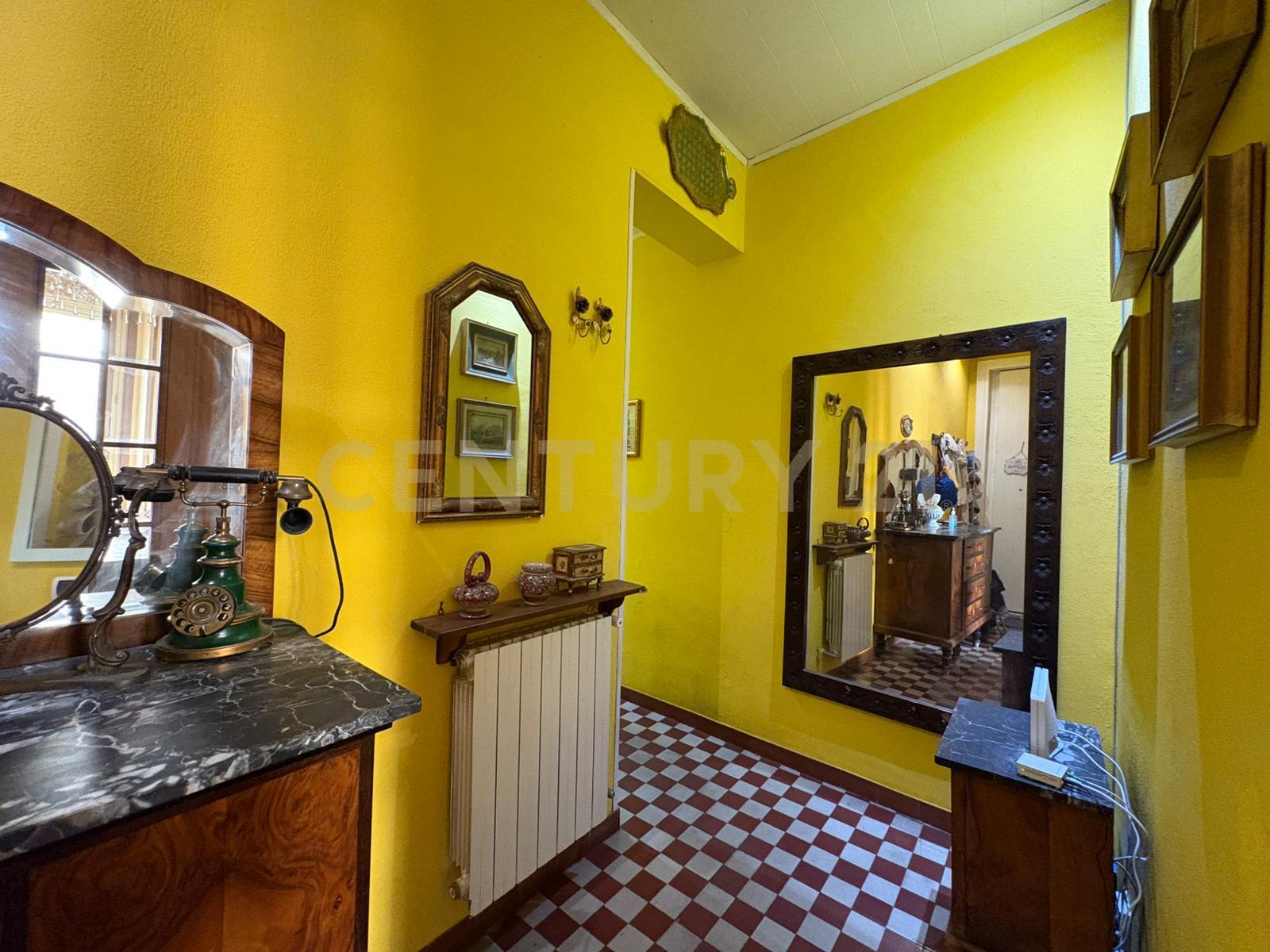 Appartamento con giardino in via matteo renato imbriani 185, Catania