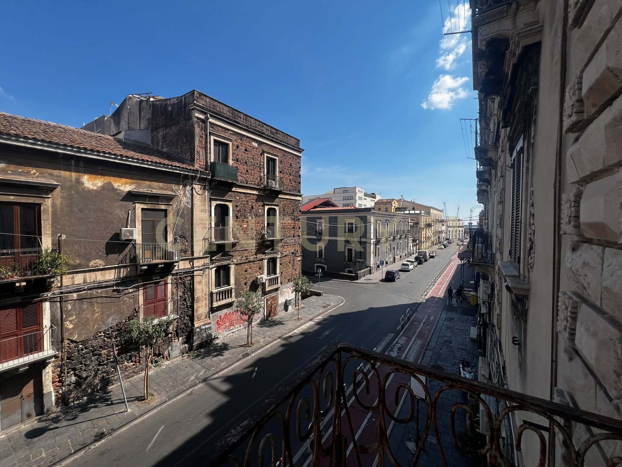 Appartamento con terrazzo in via plebiscito 9, Catania