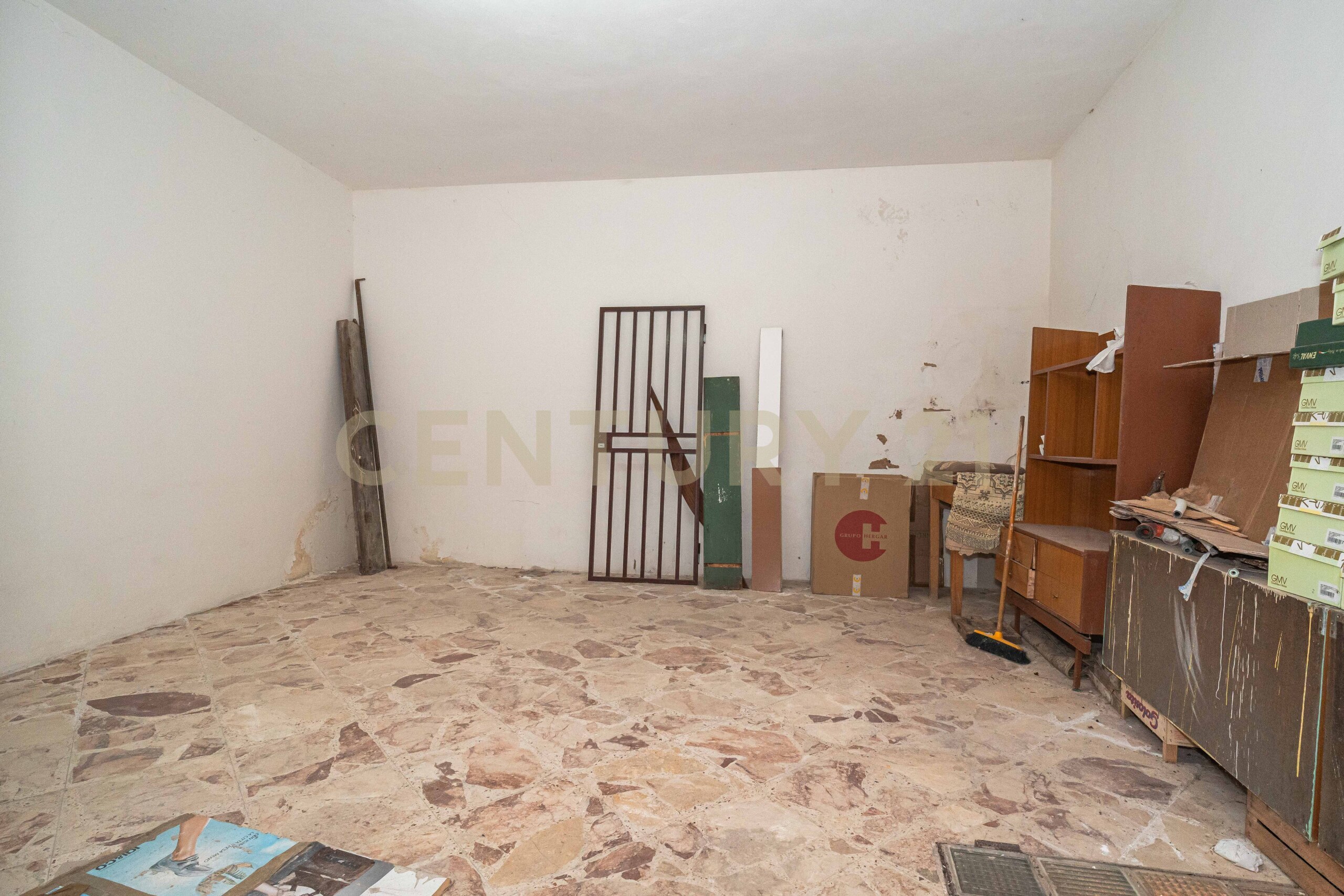 Casa indipendente da ristrutturare in via longo 3-5, Enna