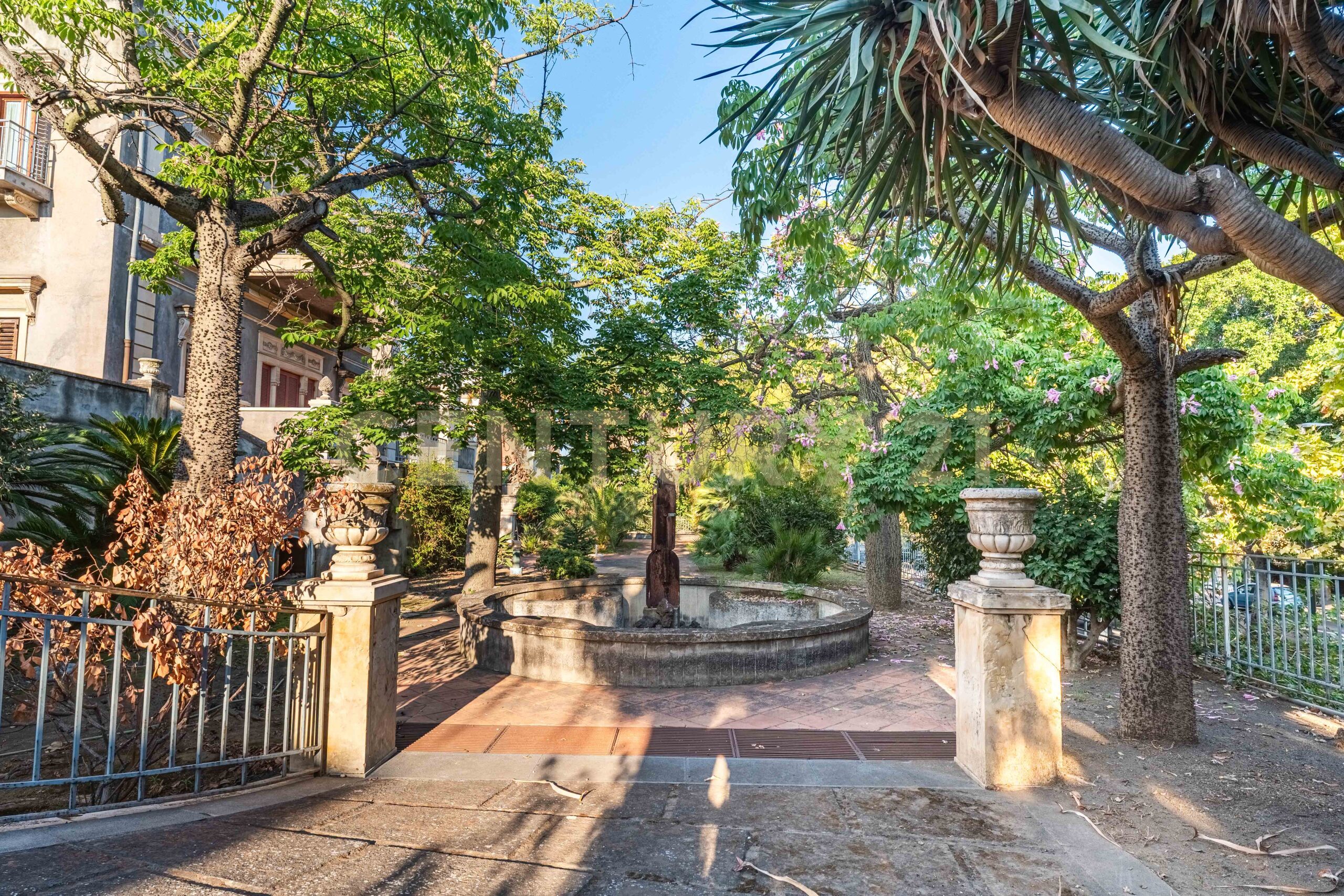 Villa con giardino a Catania