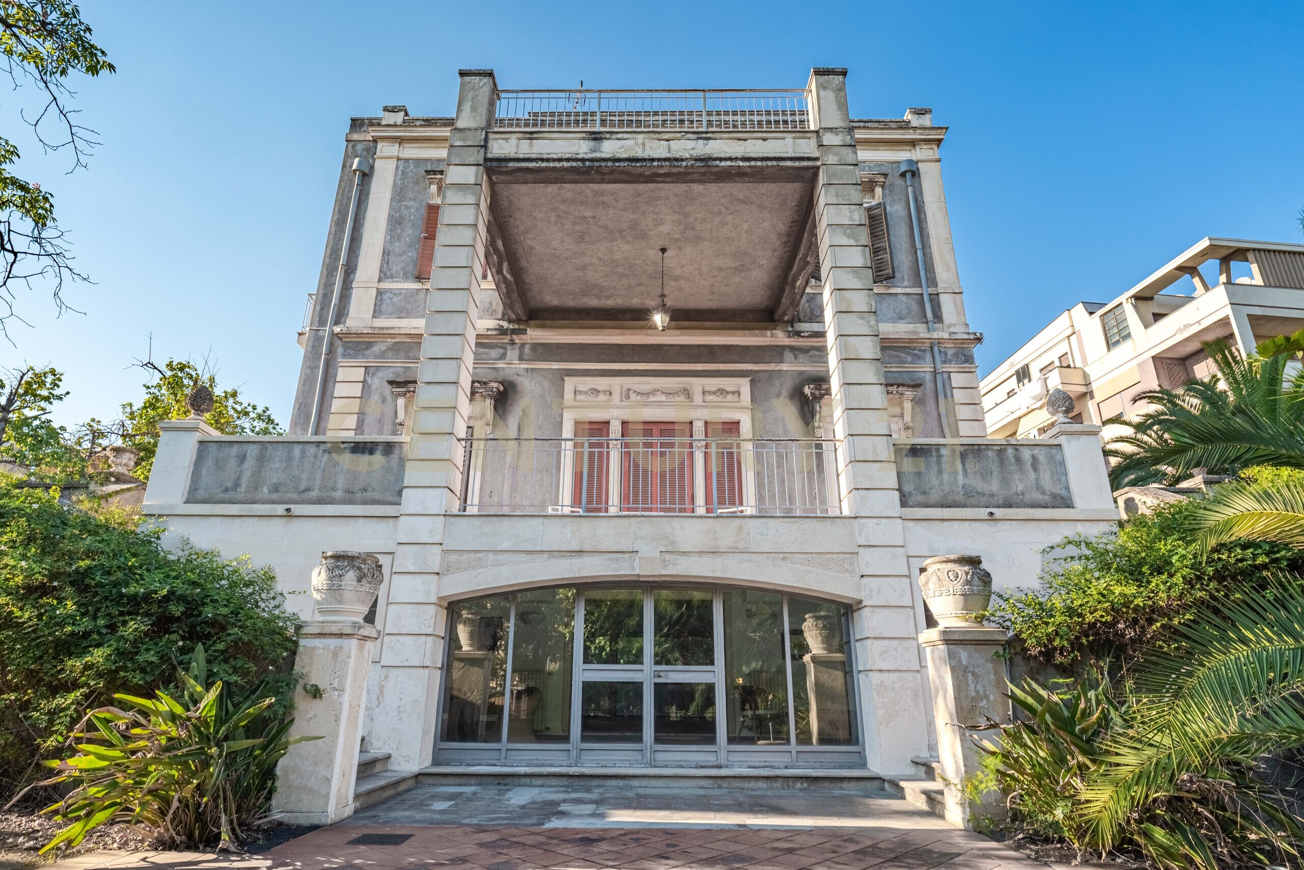 Villa con giardino a Catania