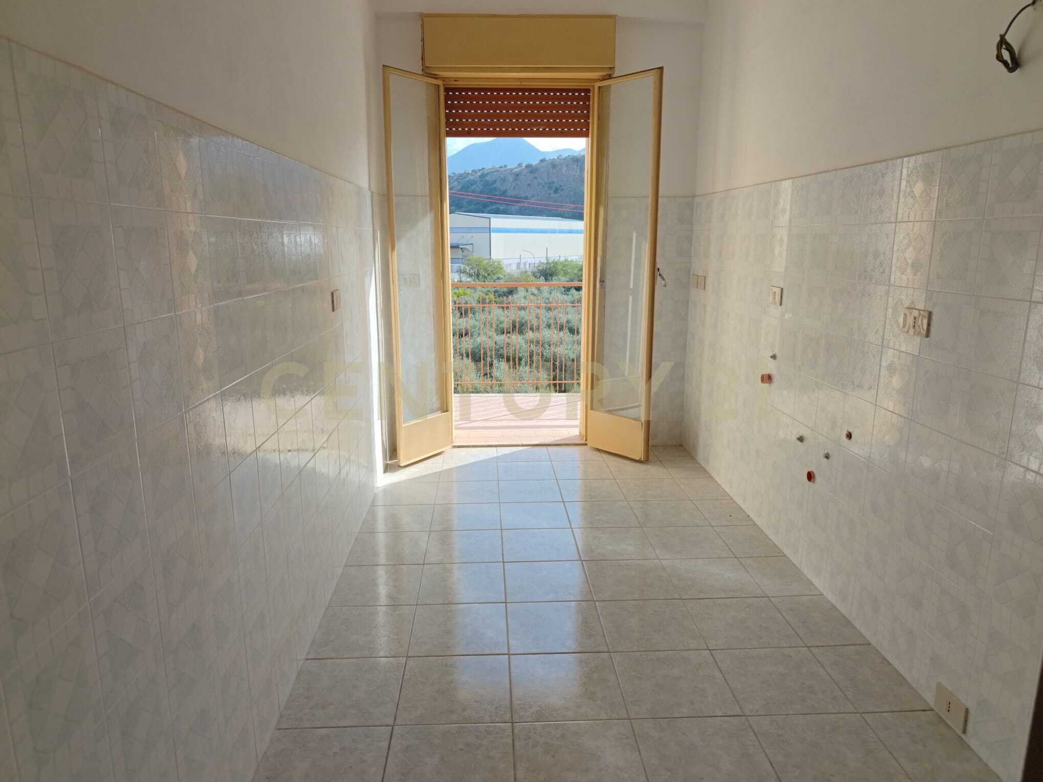 Appartamento vista mare in via maria grazia costanzo 29, Capaci