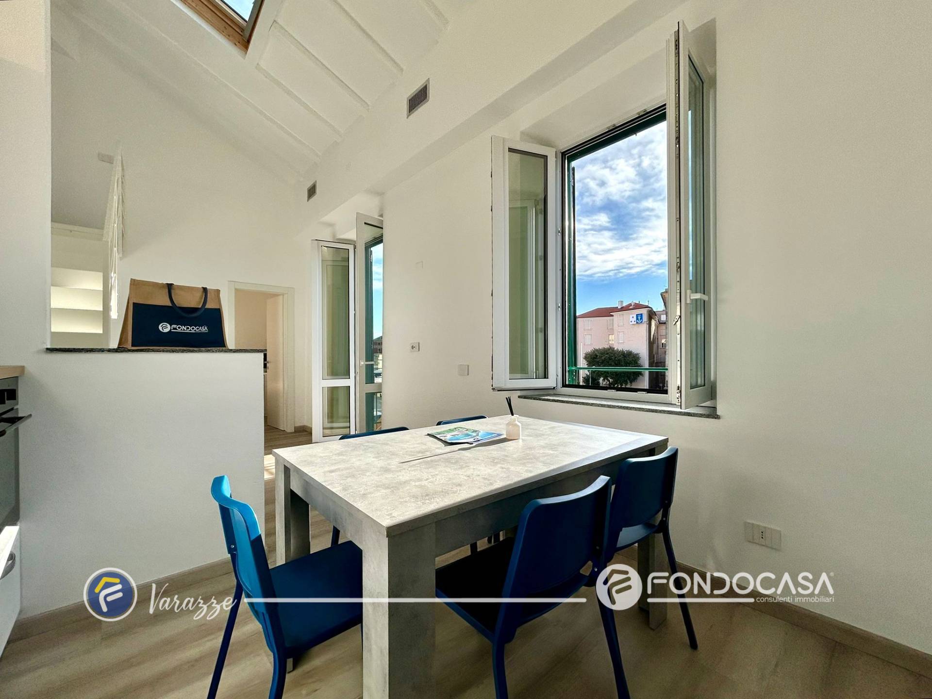 Appartamento in vendita a Varazze