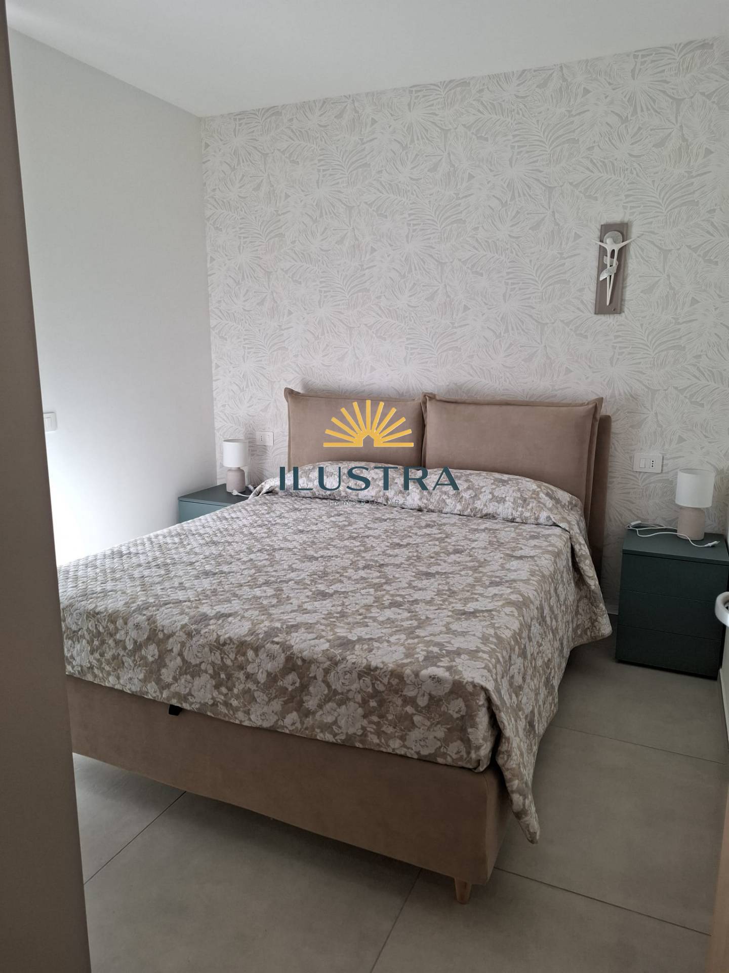 Appartamento in vendita a Alba Adriatica, Zona Mare