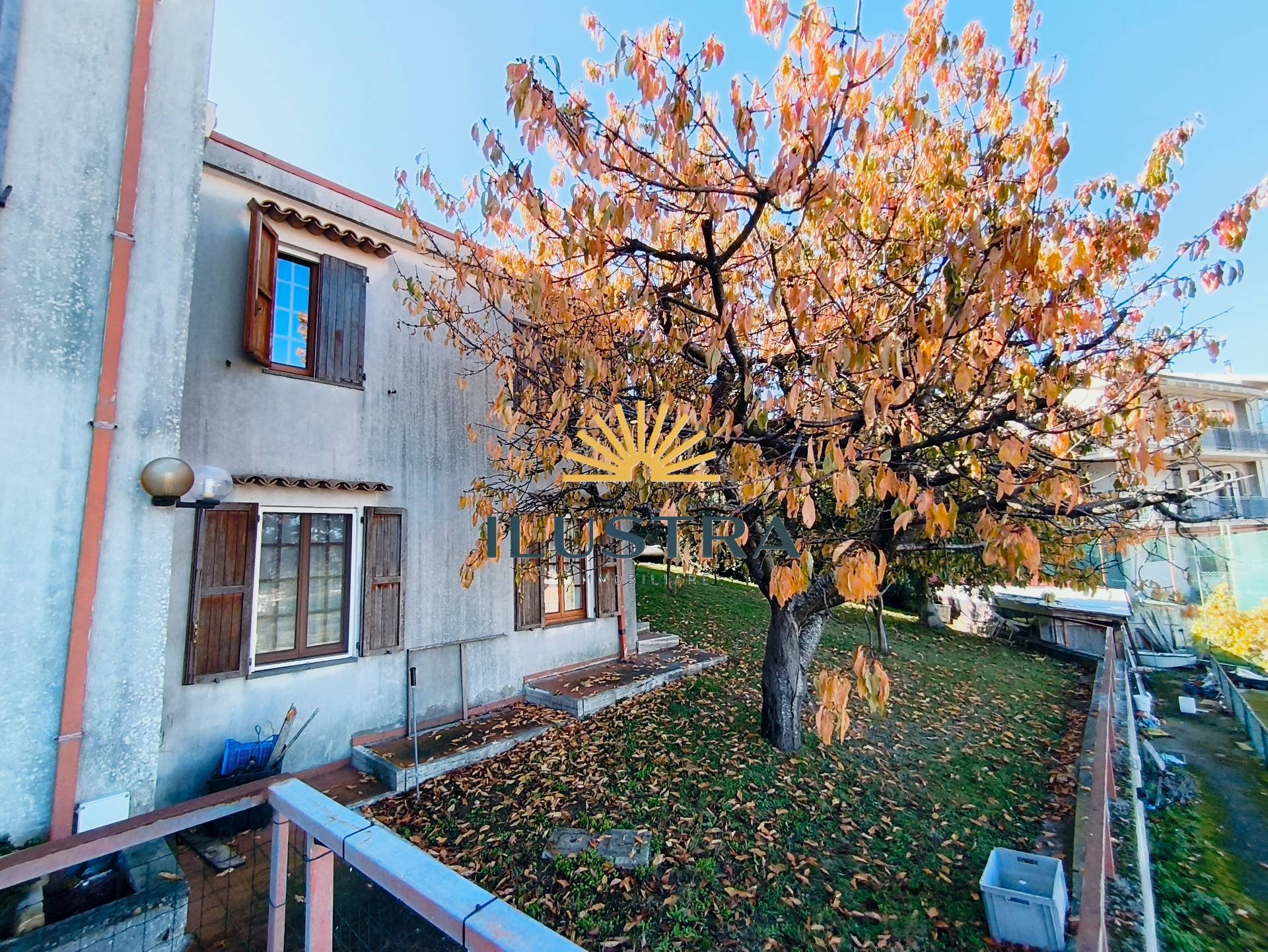 Villa in vendita a Acquaviva Picena