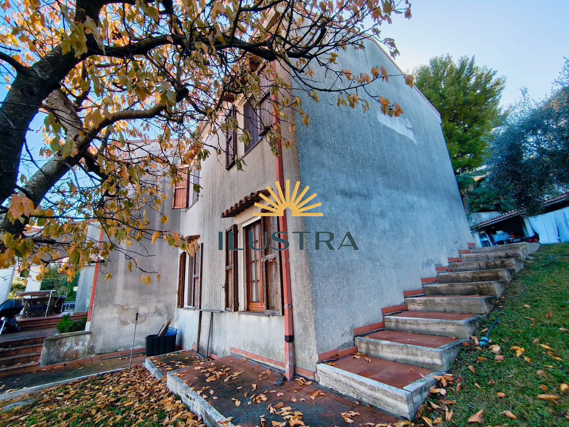 Villa in vendita a Acquaviva Picena