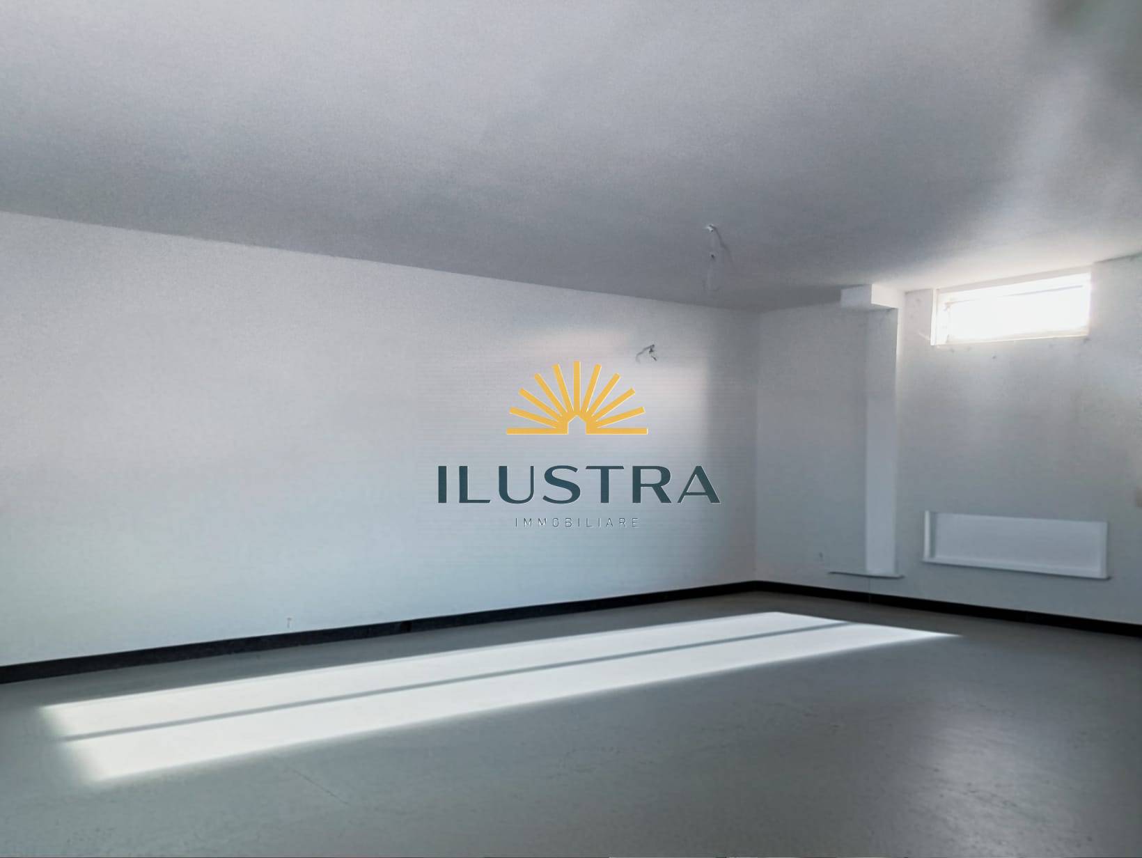 MAGAZZINO/LABORATIVO C2 in vendita a Colonnella