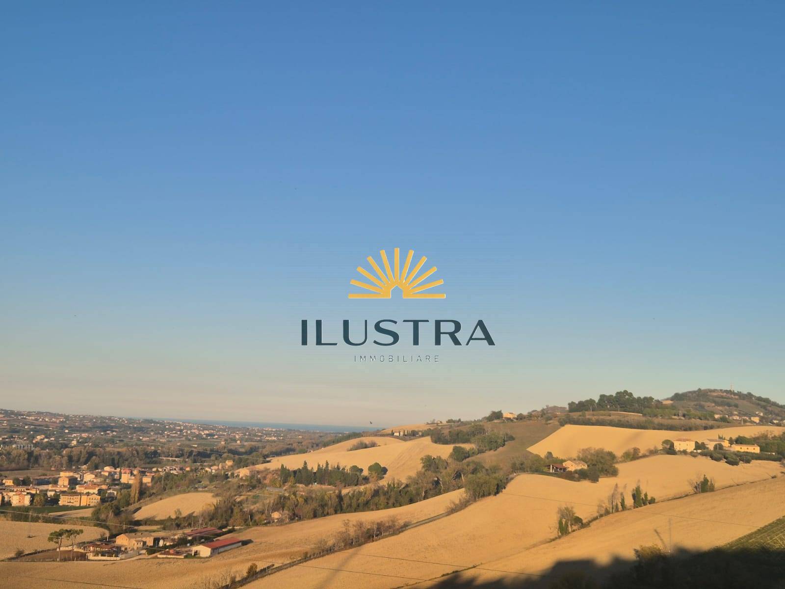 Rustico in vendita a Fermo