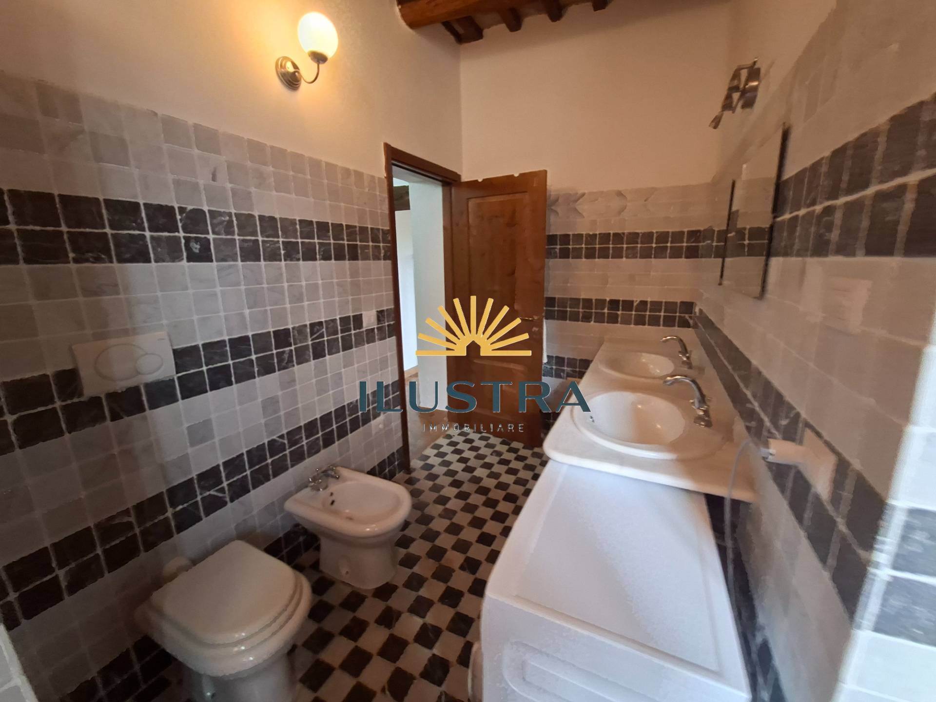 Appartamento in vendita a Acquaviva Picena