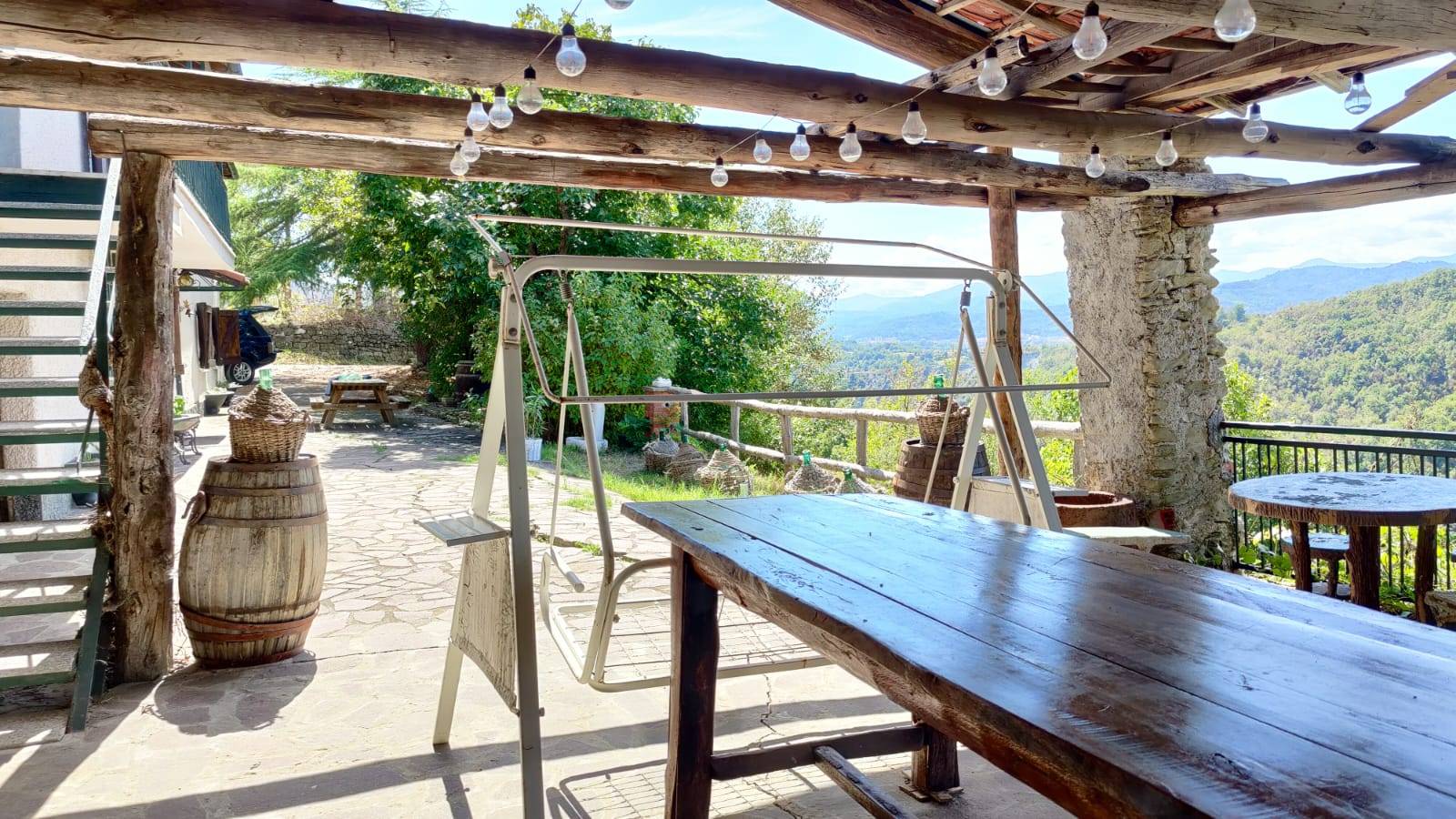 Casa indipendente in vendita a Cairo Montenotte