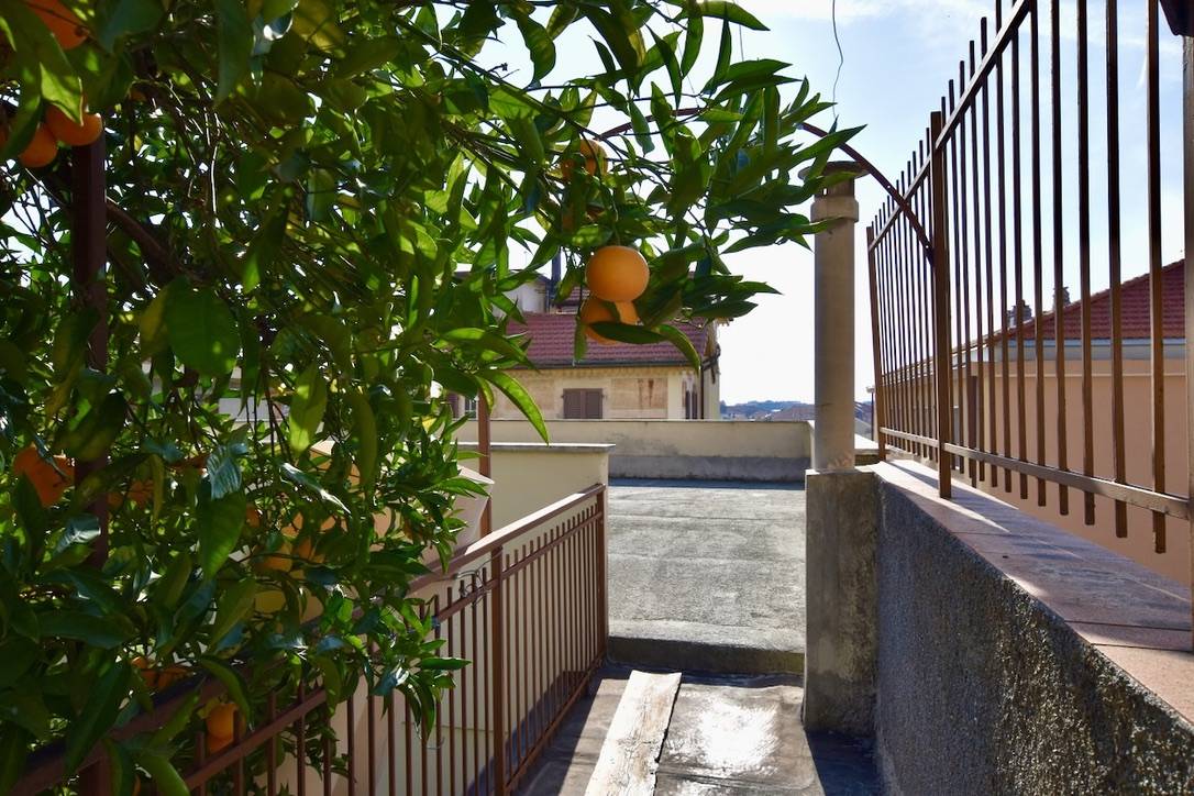 Casa indipendente in vendita a Savona, Villapiana