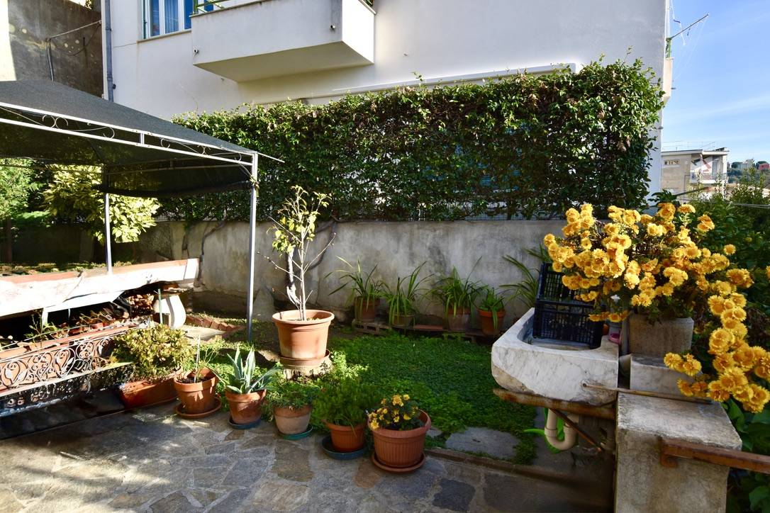 Casa indipendente in vendita a Savona, Villapiana