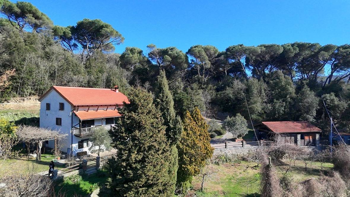 Casa indipendente in vendita a Savona