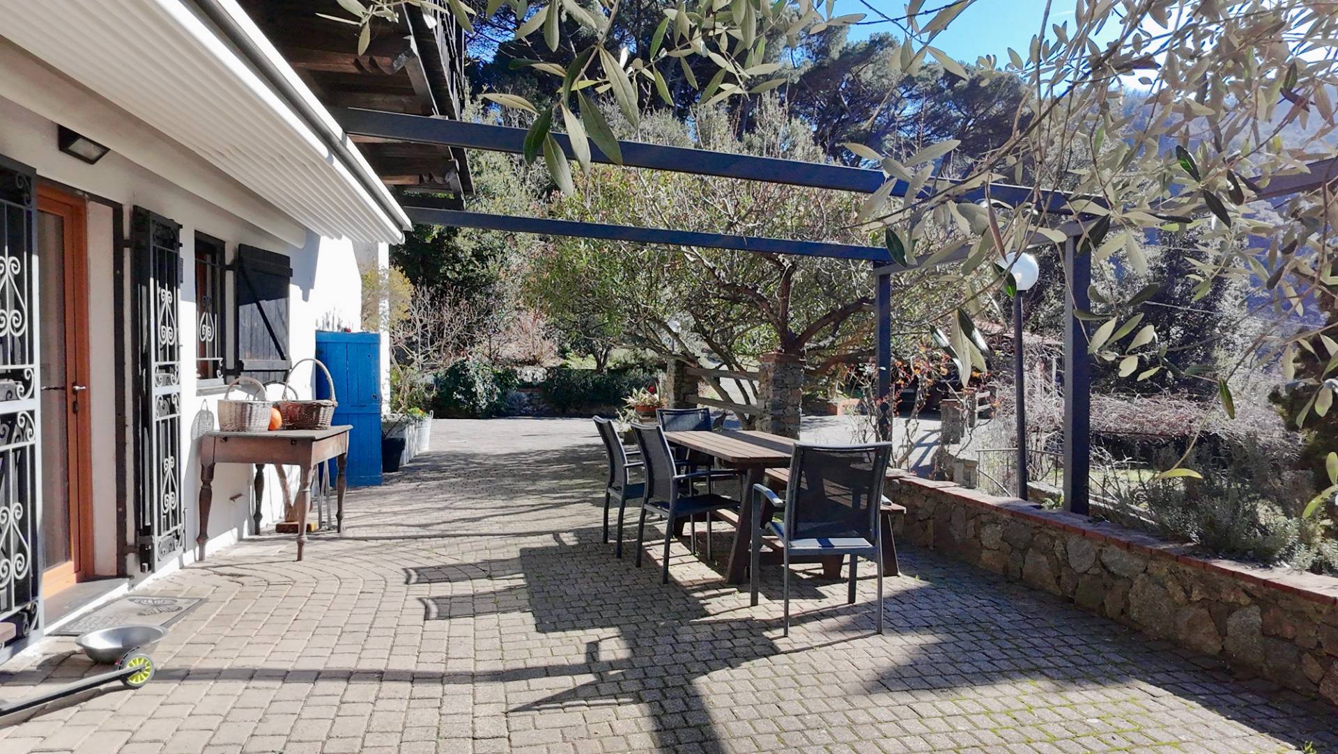 Casa indipendente in vendita a Savona