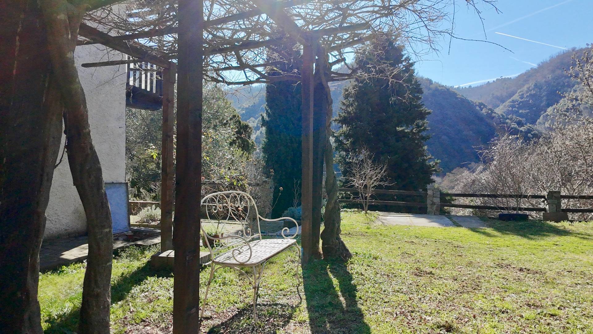 Casa indipendente in vendita a Savona