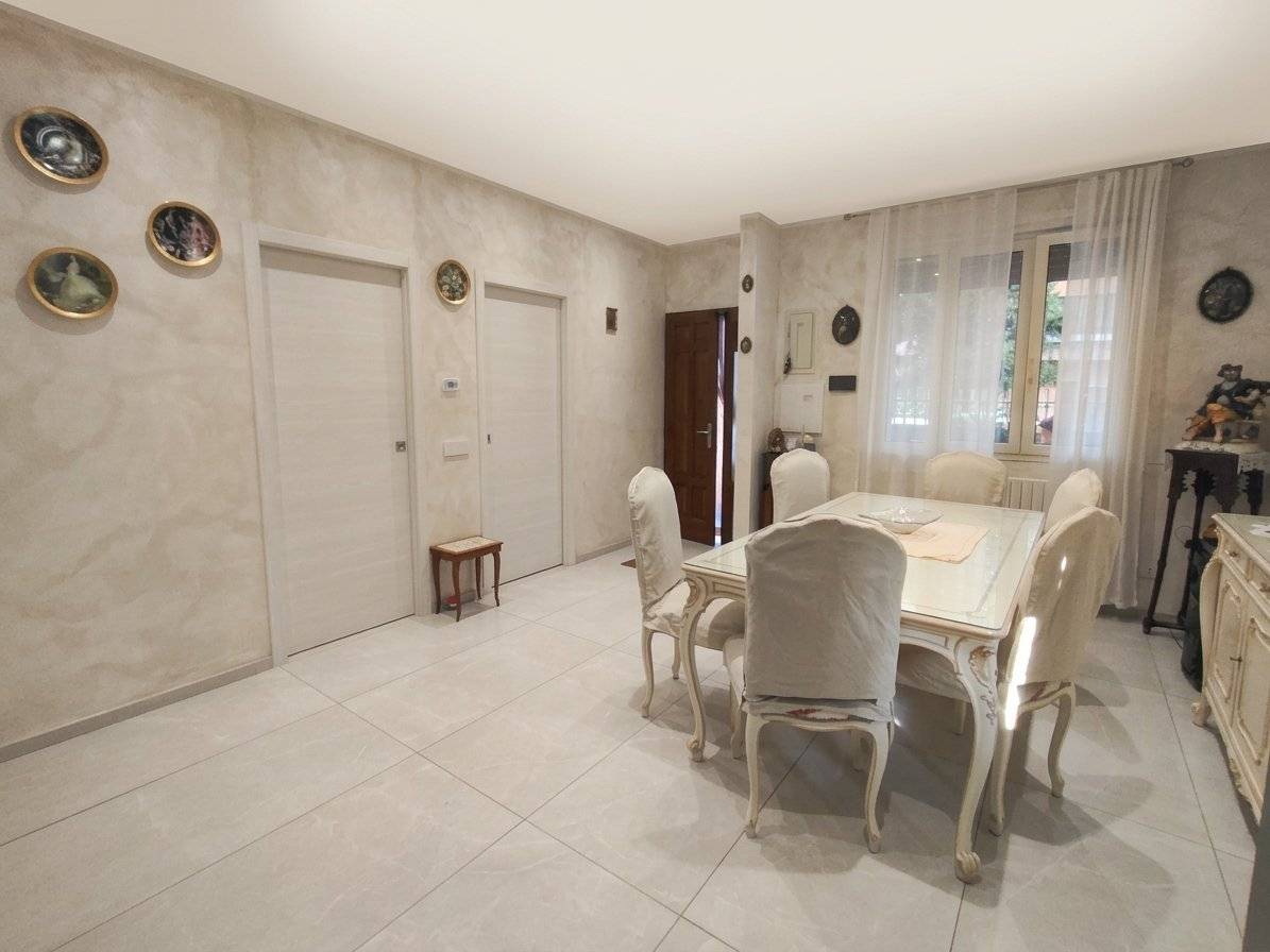 Casa Bifamiliare in vendita a Cinisello Balsamo, Borgo Misto
