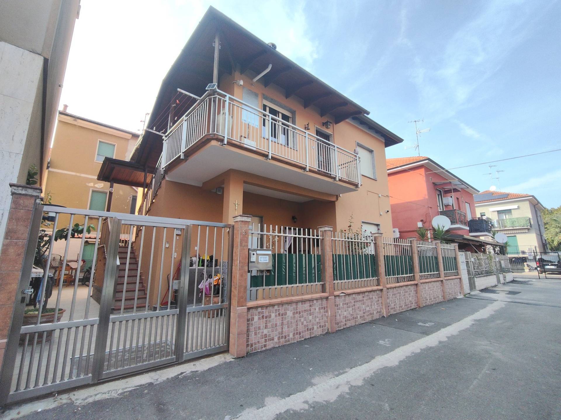 Casa Bifamiliare in vendita a Cinisello Balsamo, Borgo Misto