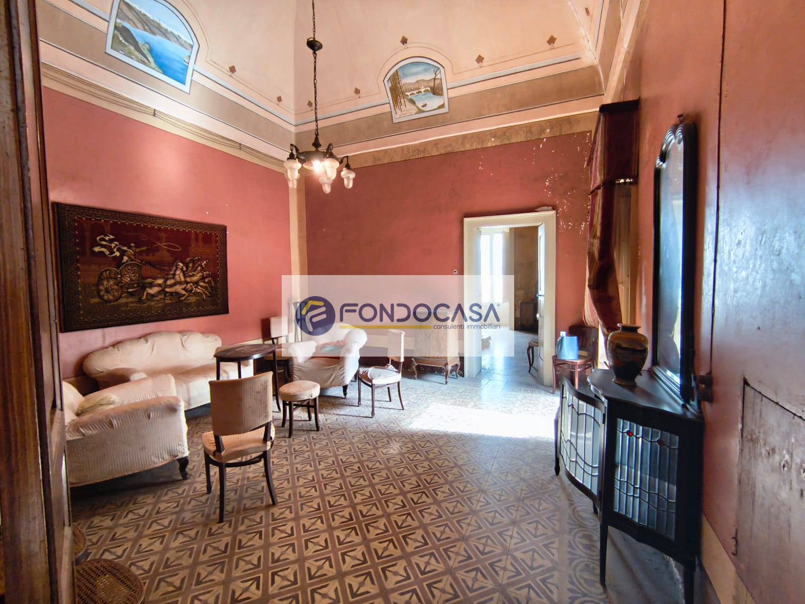 Palazzo intero stabile in vendita a Botrugno