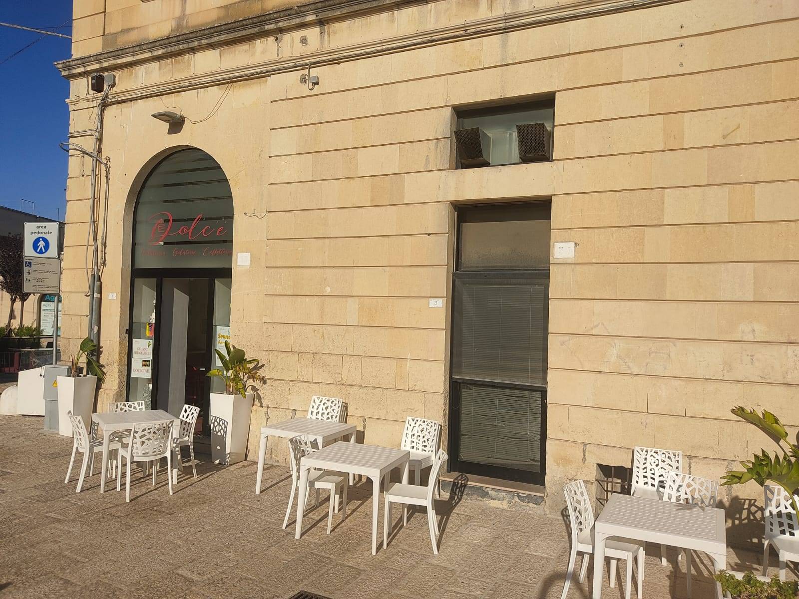 Attivit commerciale in vendita a Maglie