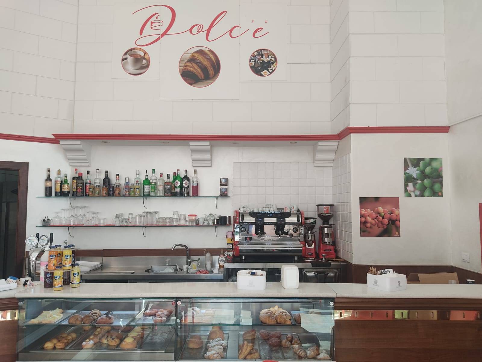 Attivit commerciale in vendita a Maglie