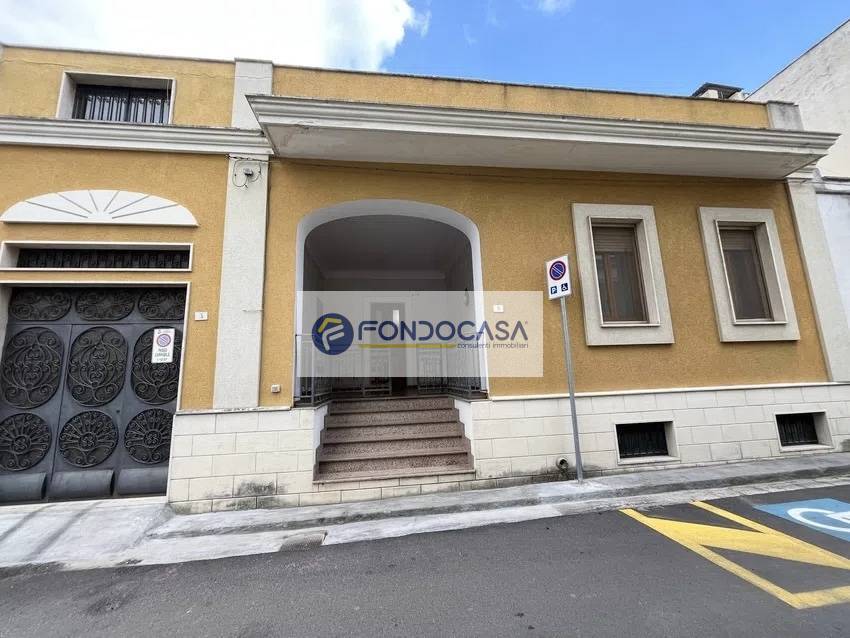 Villa in vendita a Parabita