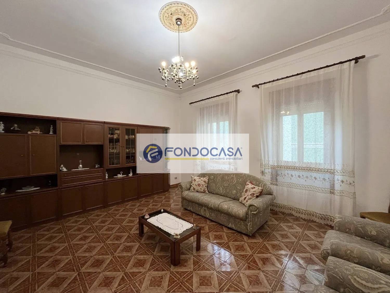 Villa in vendita a Parabita